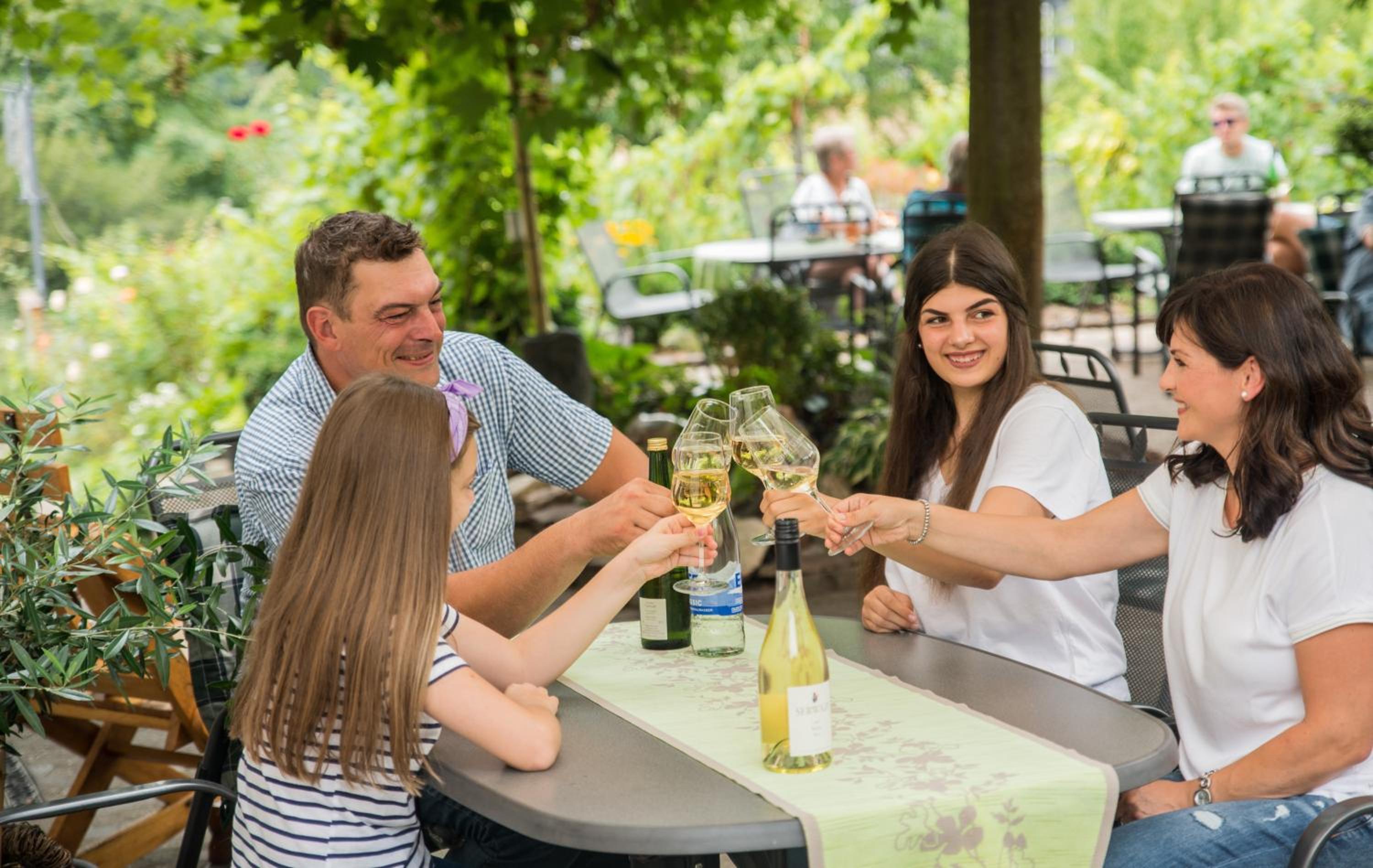 Weingut Erich Serwazi
