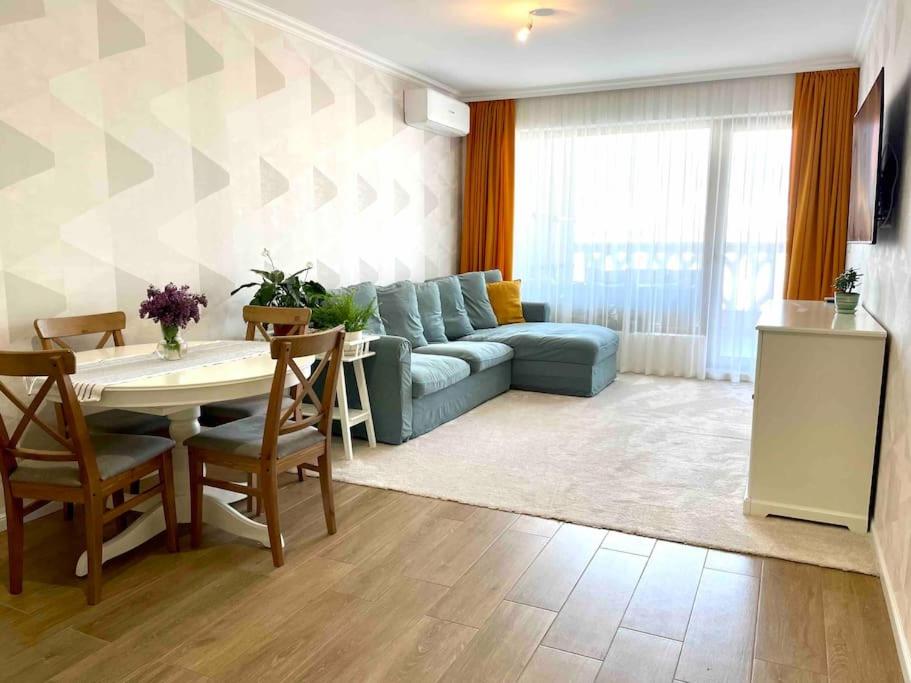 Black Sea Apartment