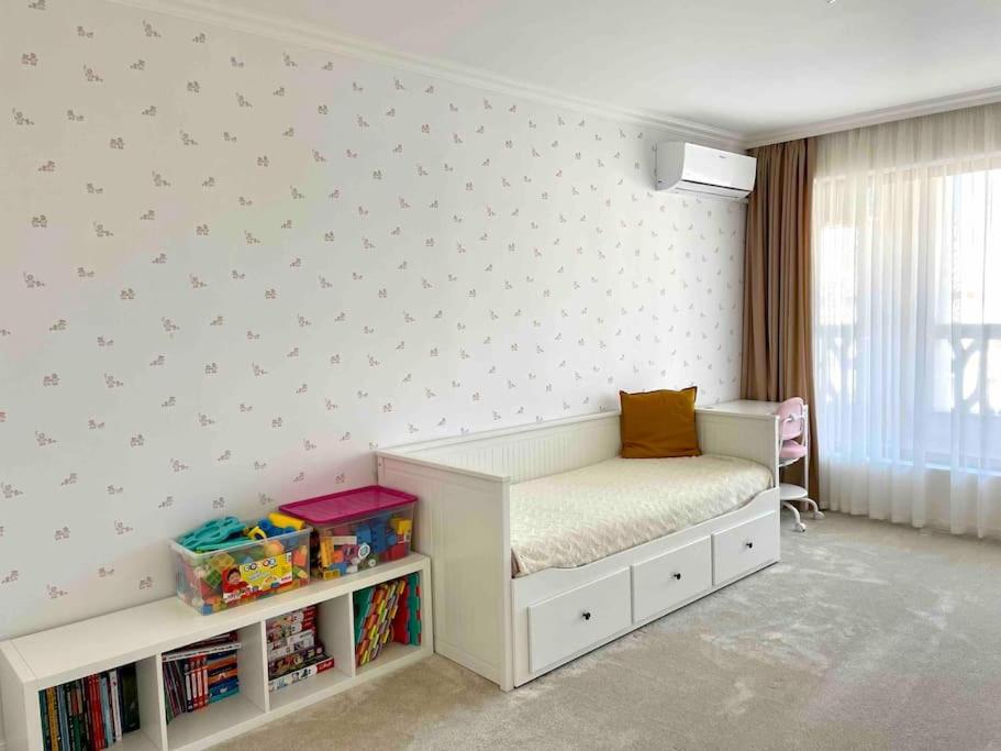 Black Sea Apartment
