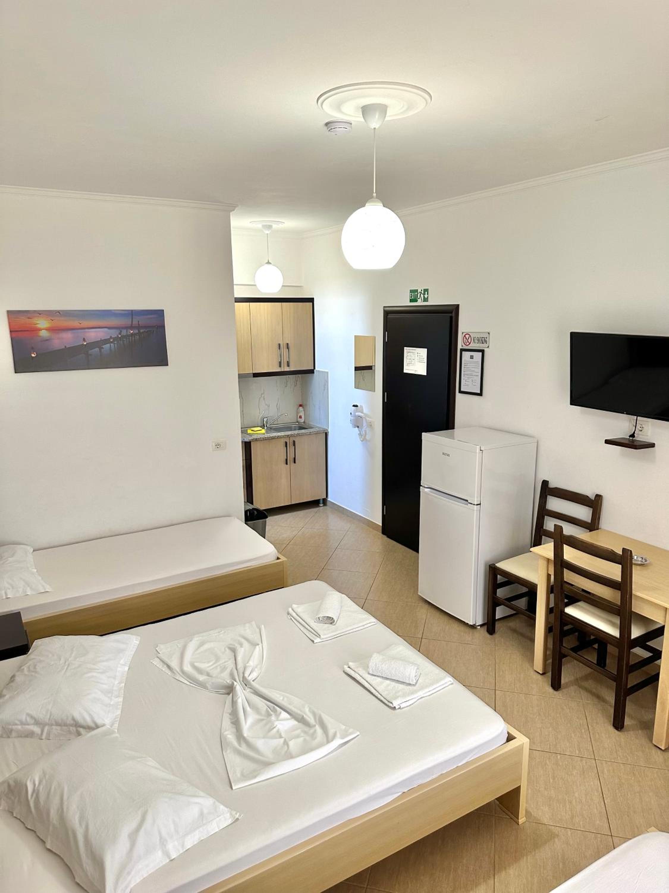 Brian Apartments