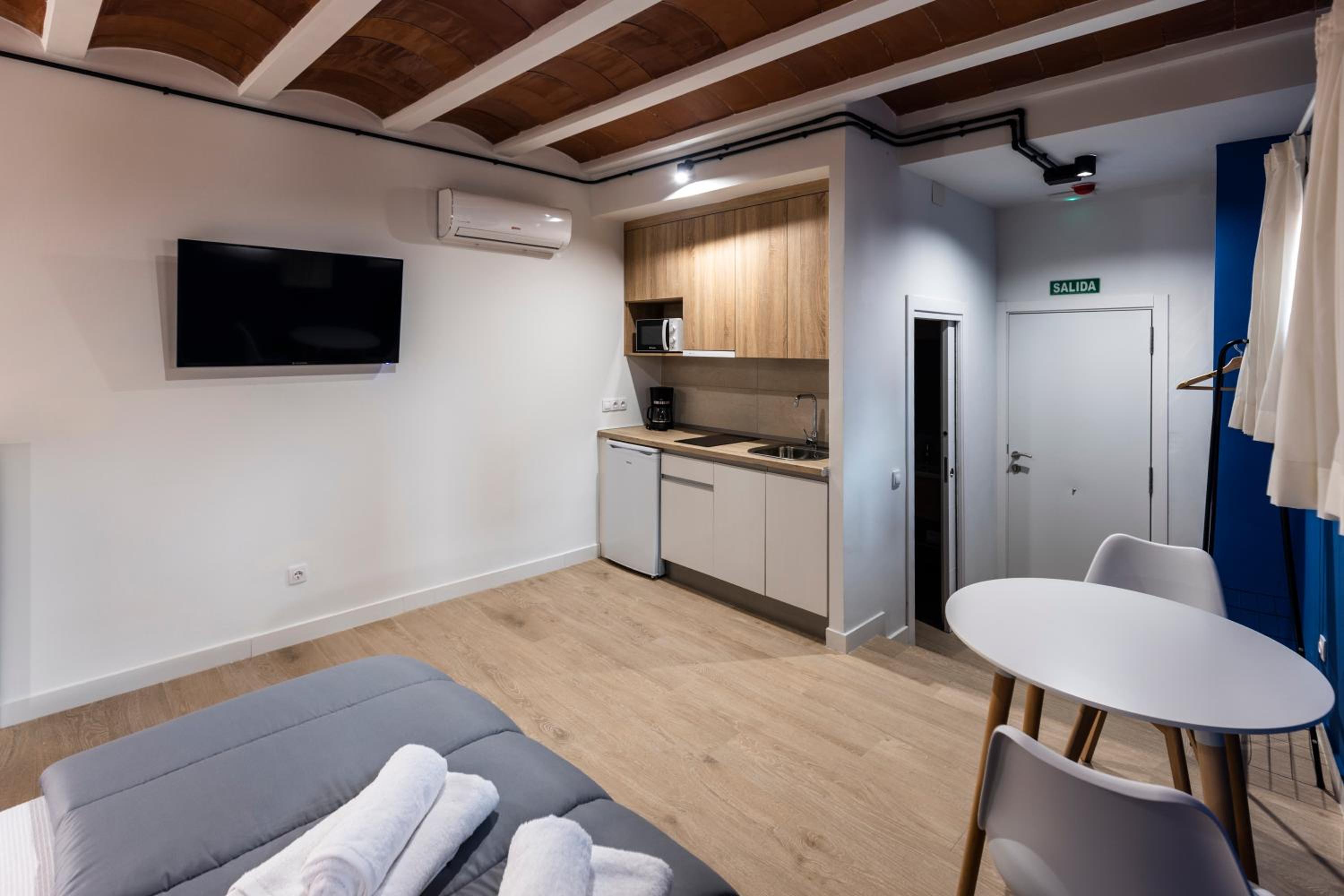 Apartamentos Turísticos DE LA BERNARDA