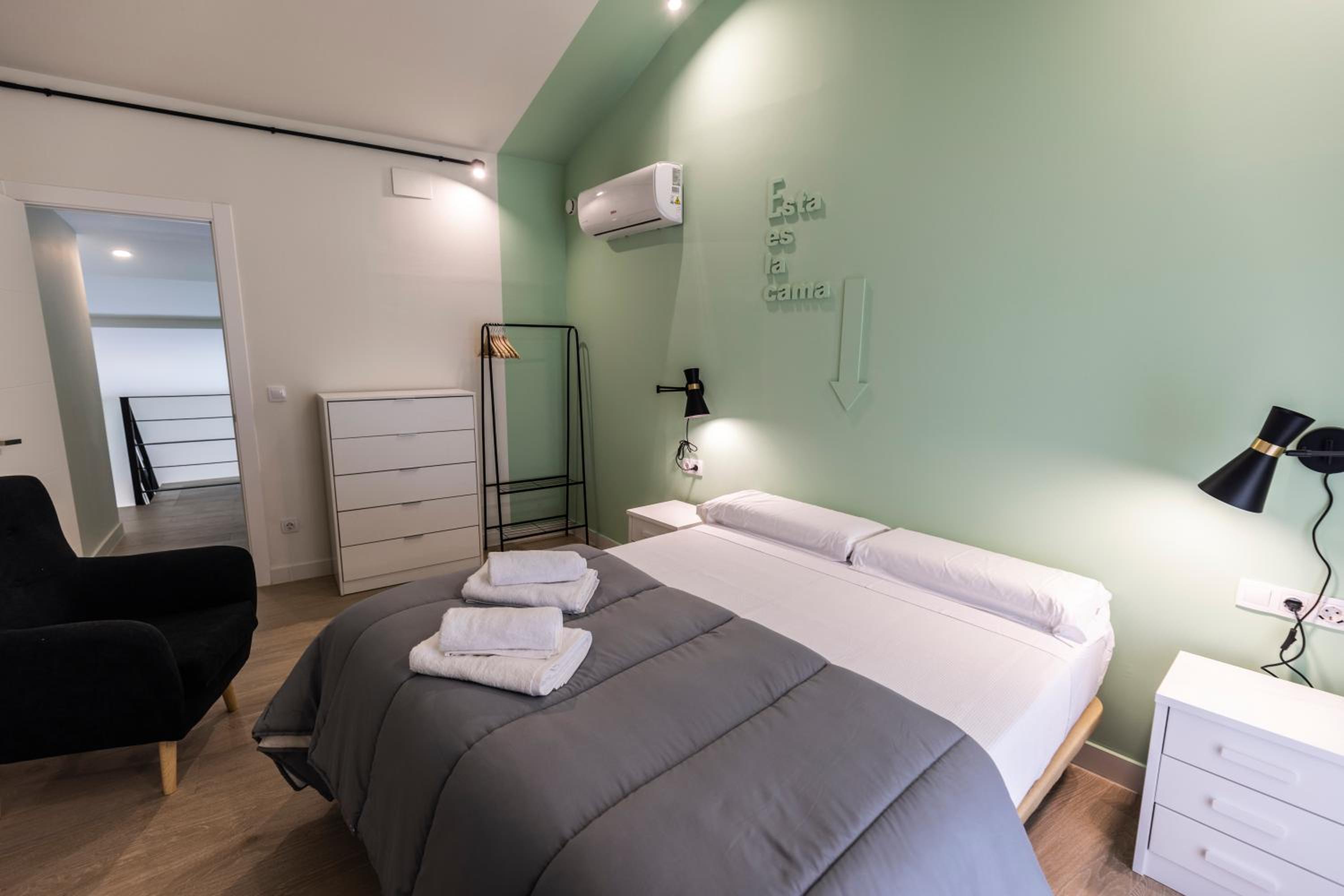 Apartamentos Turísticos DE LA BERNARDA