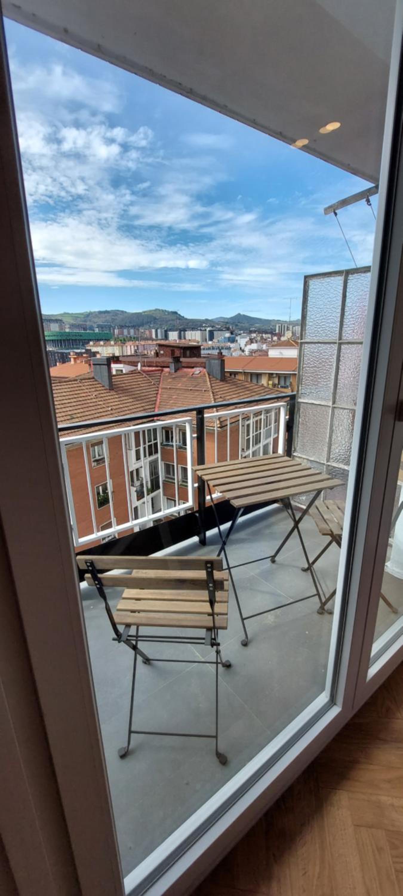 Alojamiento moderno y sofisticado con vistas a la ciudad