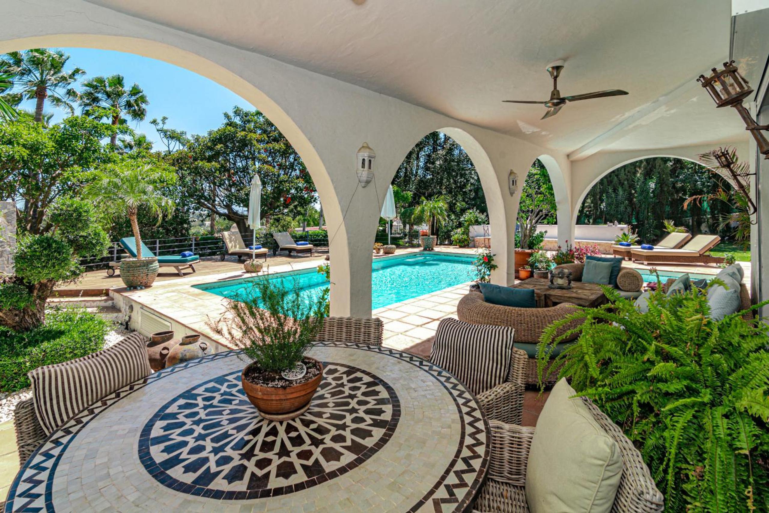 Marbella Vacations - VLB - Stunning villa Las Brisas, private pool - Property Image 15