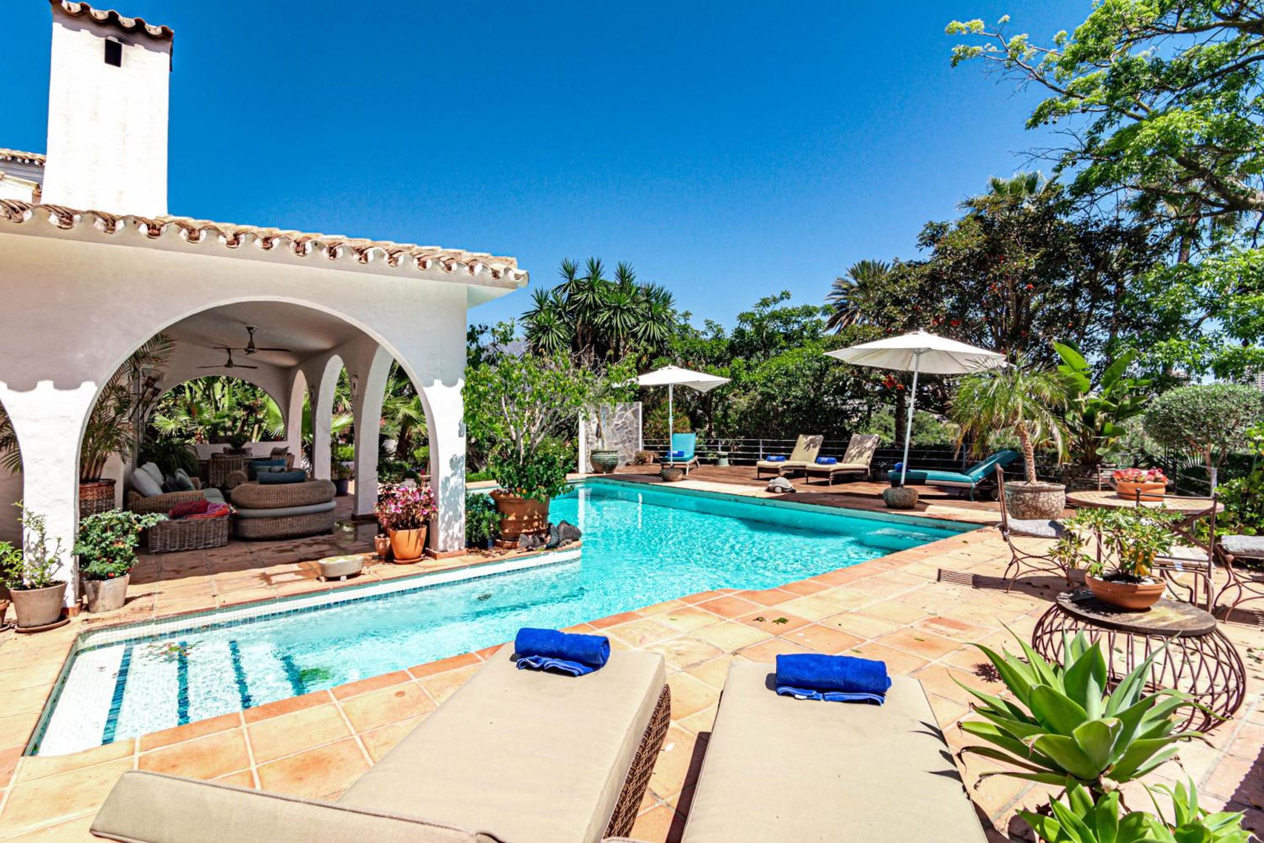 Marbella Vacations - VLB - Stunning villa Las Brisas, private pool - Property Image 7