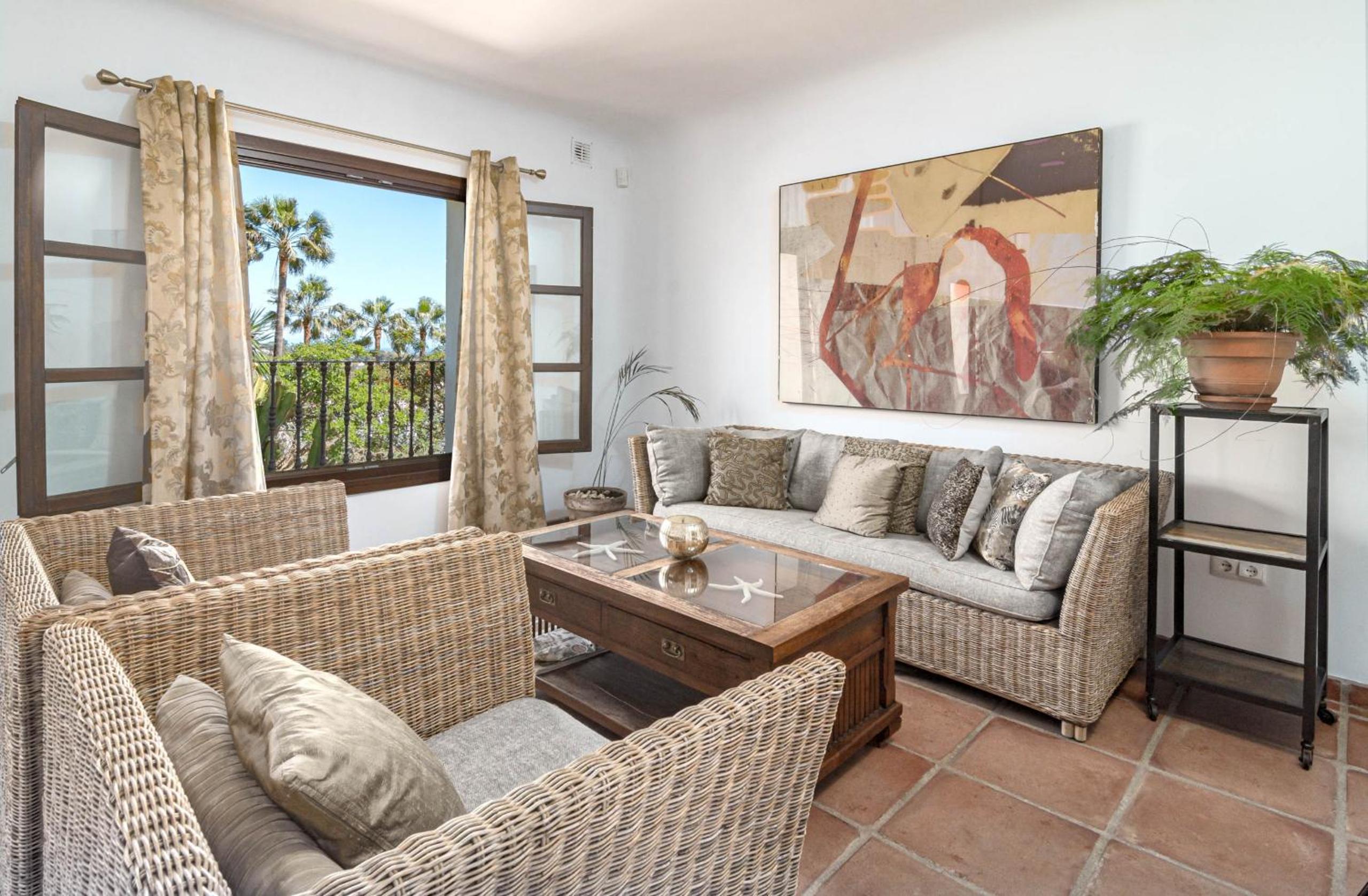 Marbella Vacations - VLB - Stunning villa Las Brisas, private pool - Property Image 25
