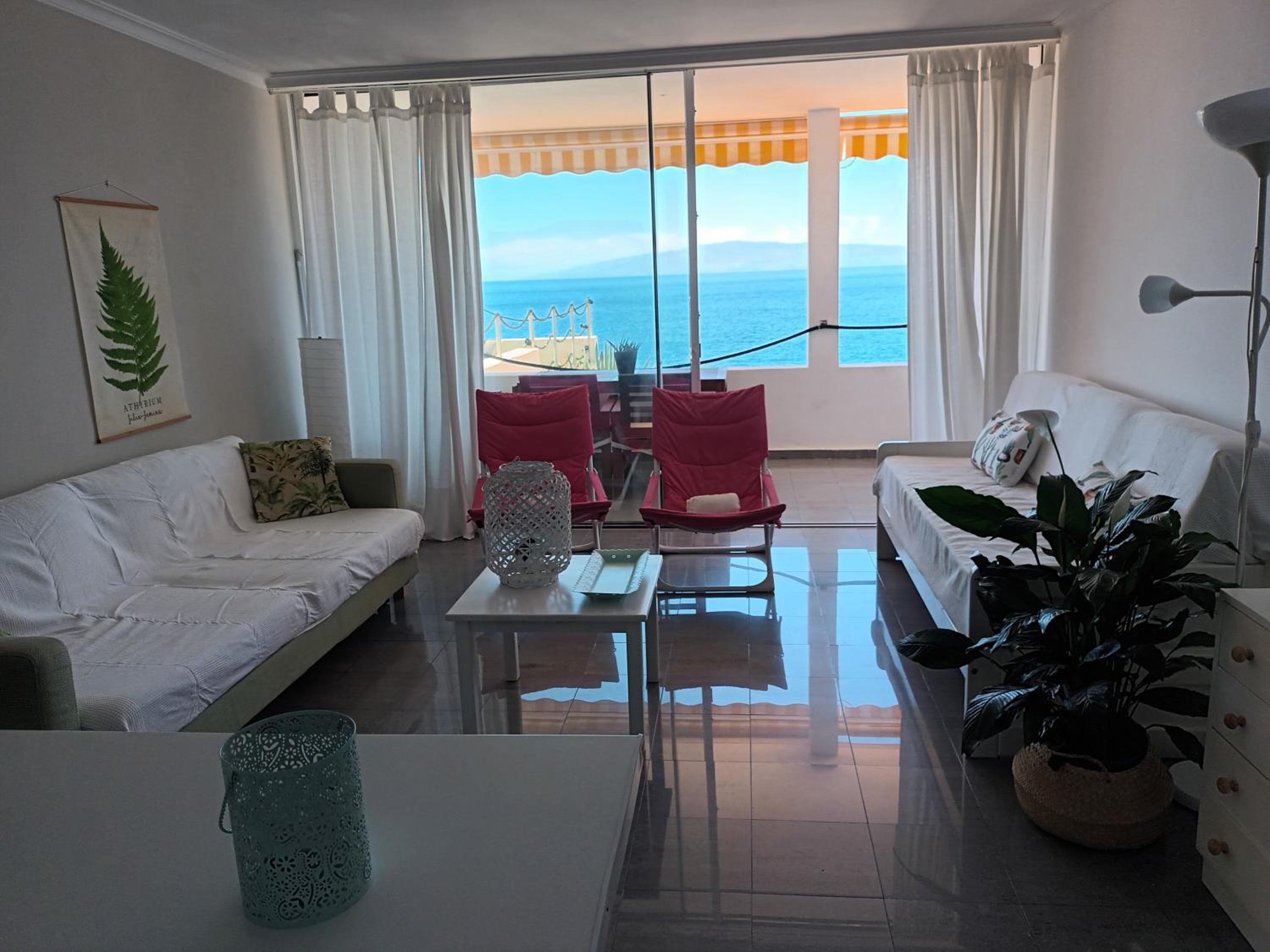Great oportunity Costa Adeje Holiday apartment first sea line Free Wifi