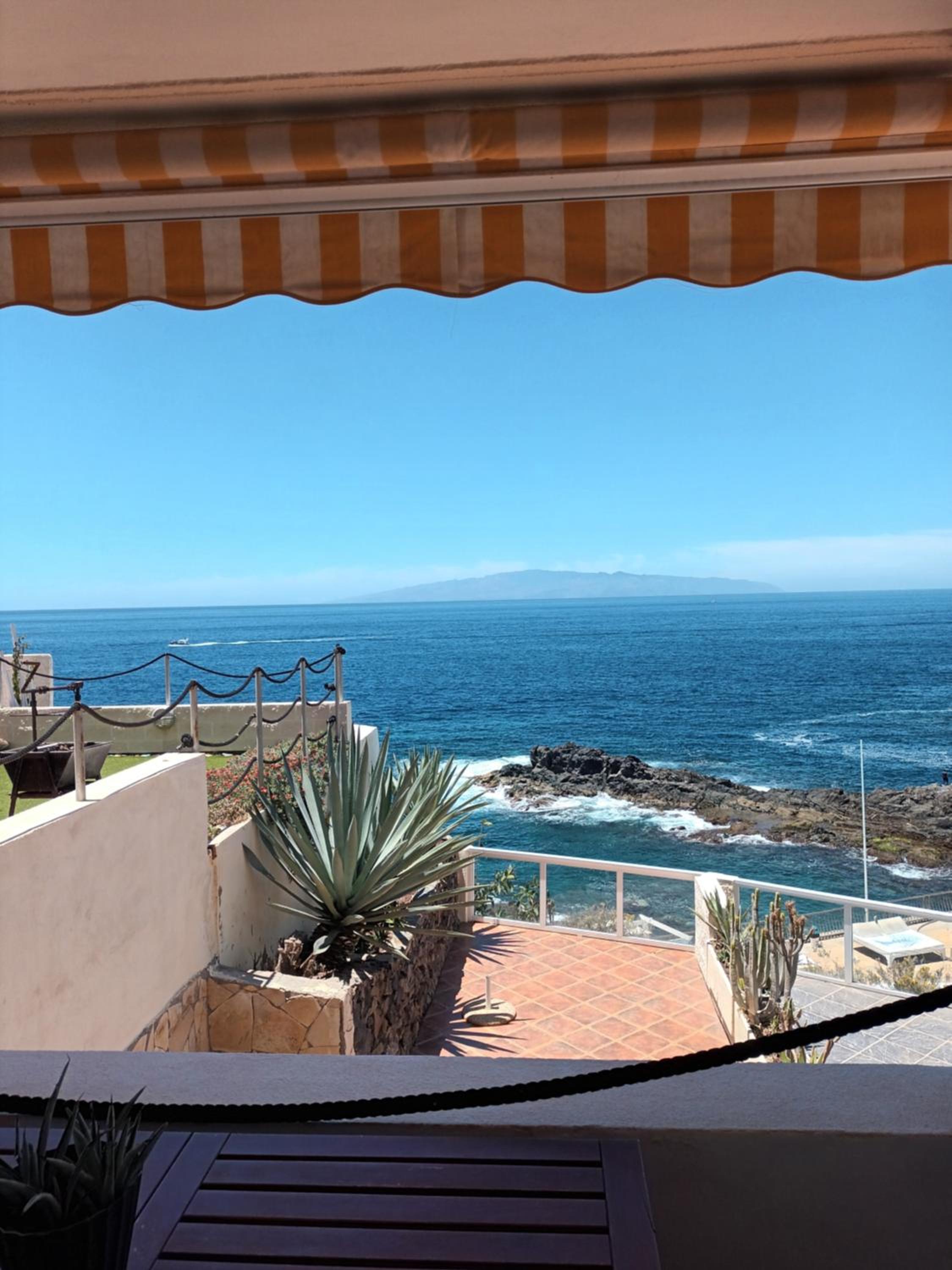 Great oportunity Costa Adeje Holiday apartment first sea line Free Wifi