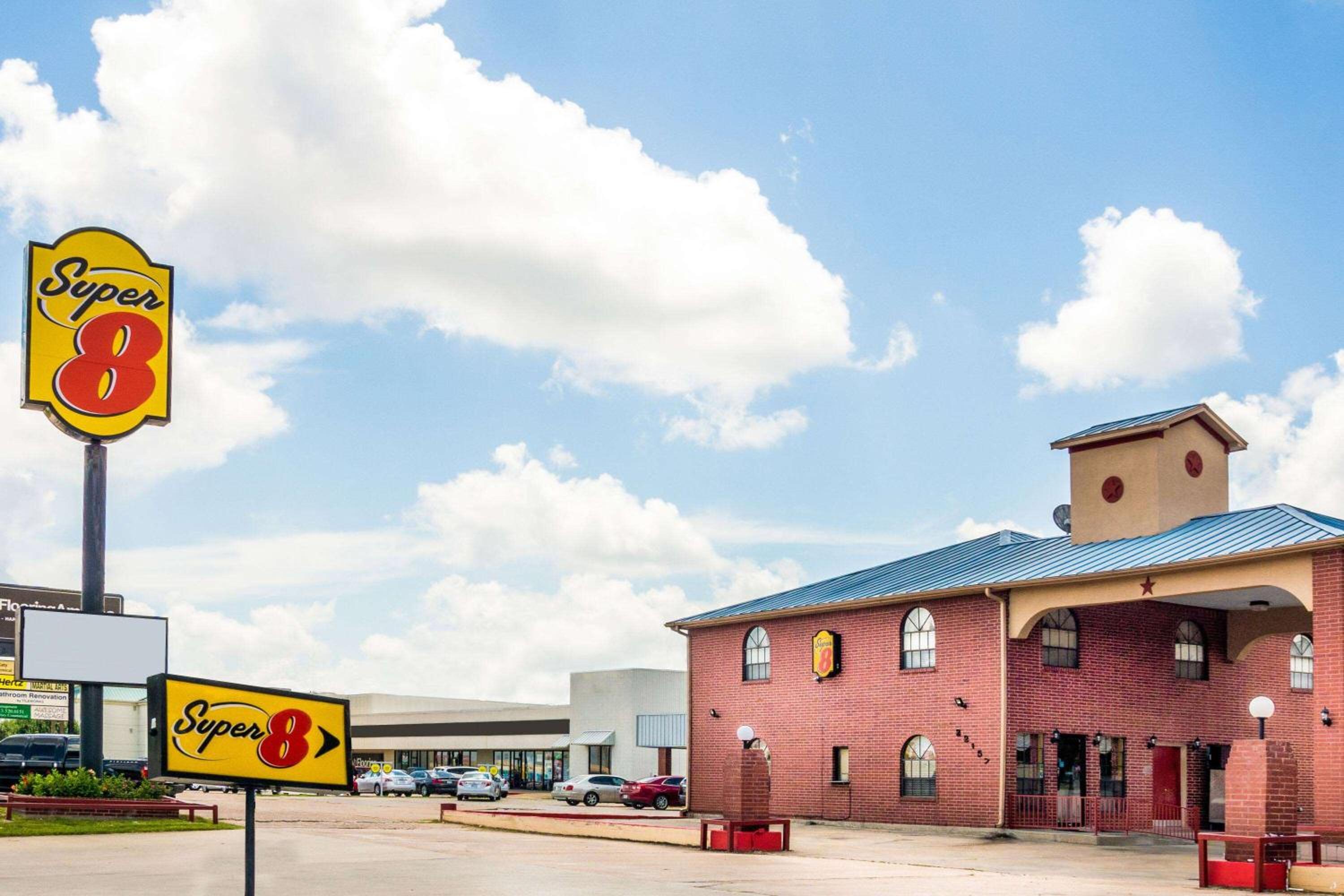 Express Inn & Suites Houston Katy view 2