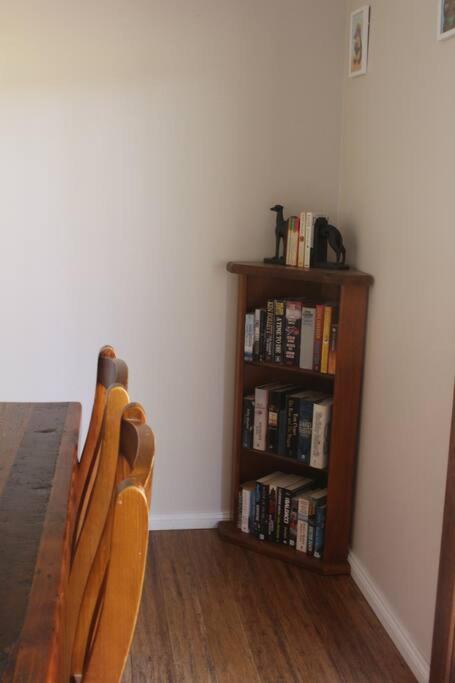 Kangoo - Peacefull tree lined property, wildlife