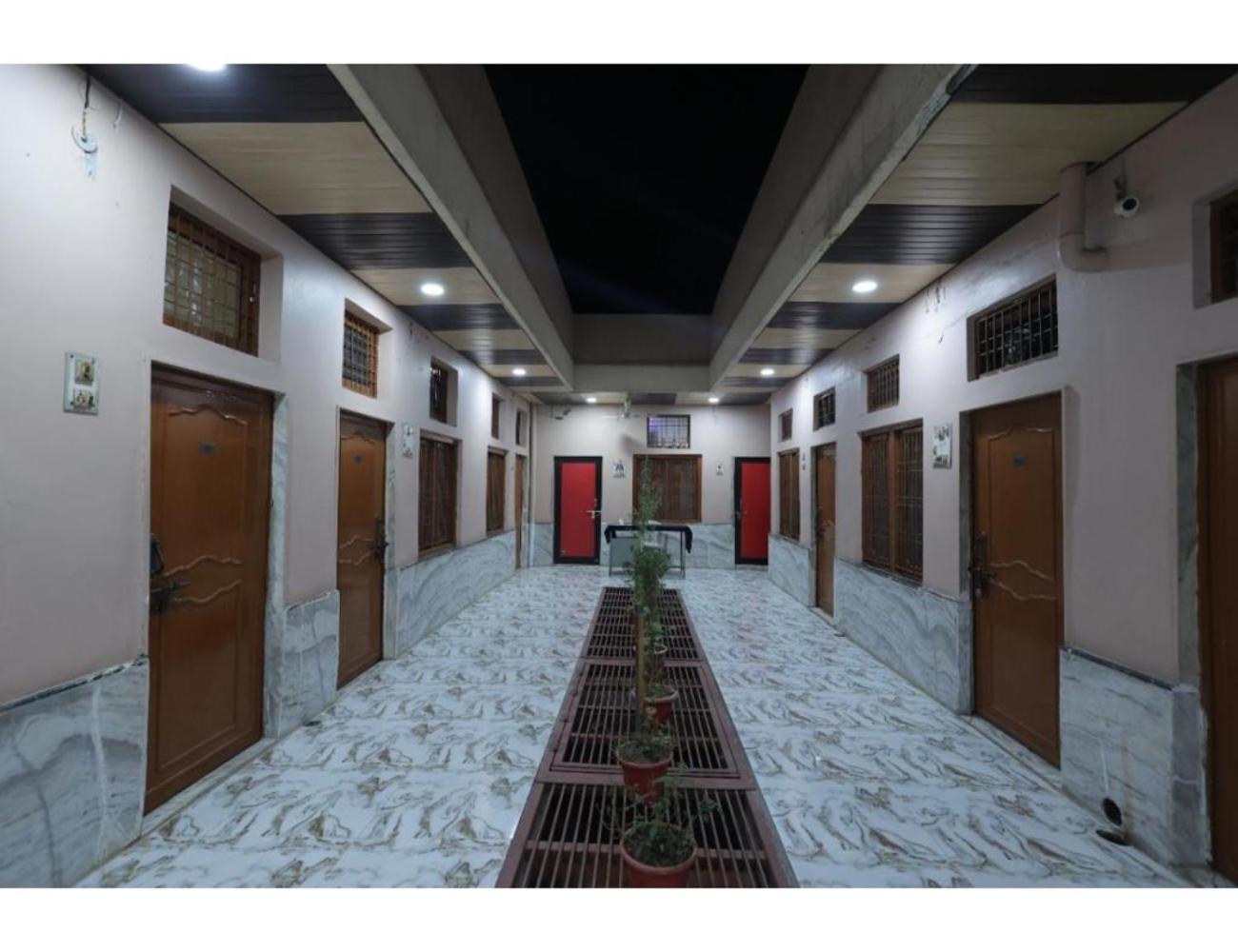 Hotel Shyam Inn, Mathura view 2