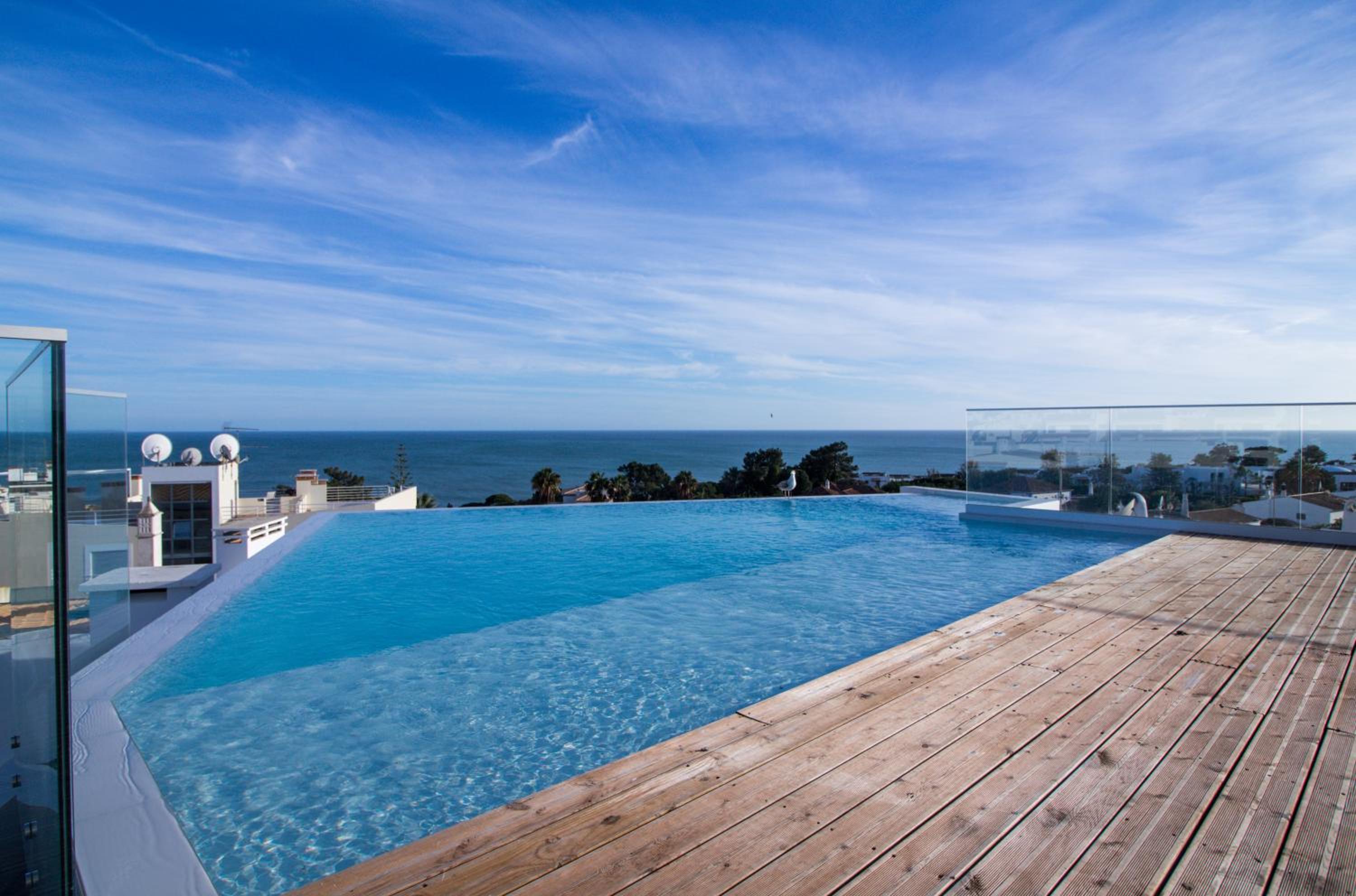 Panoramic N Apartment - Rooftop Pool & Sea View & Garage & BBQ photo 4