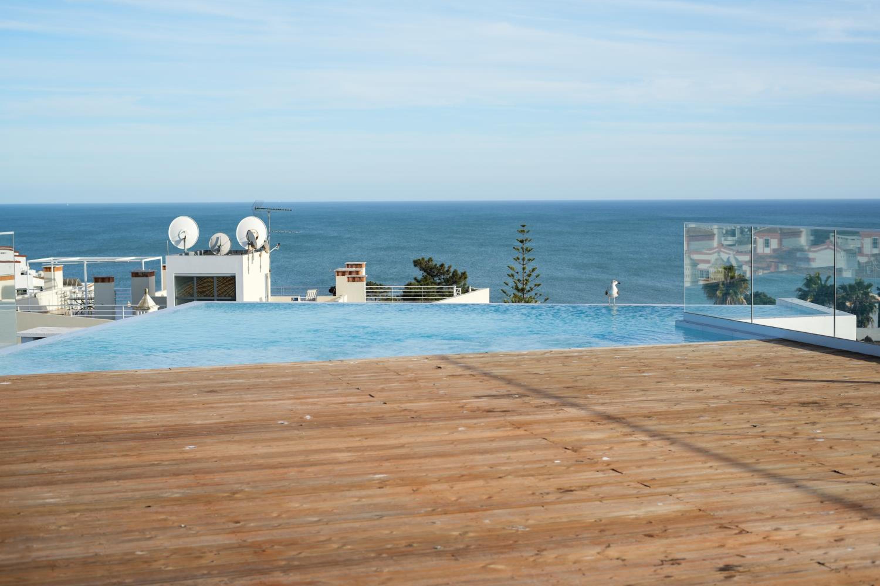 Panoramic N Apartment - Rooftop Pool & Sea View & Garage & BBQ photo 5