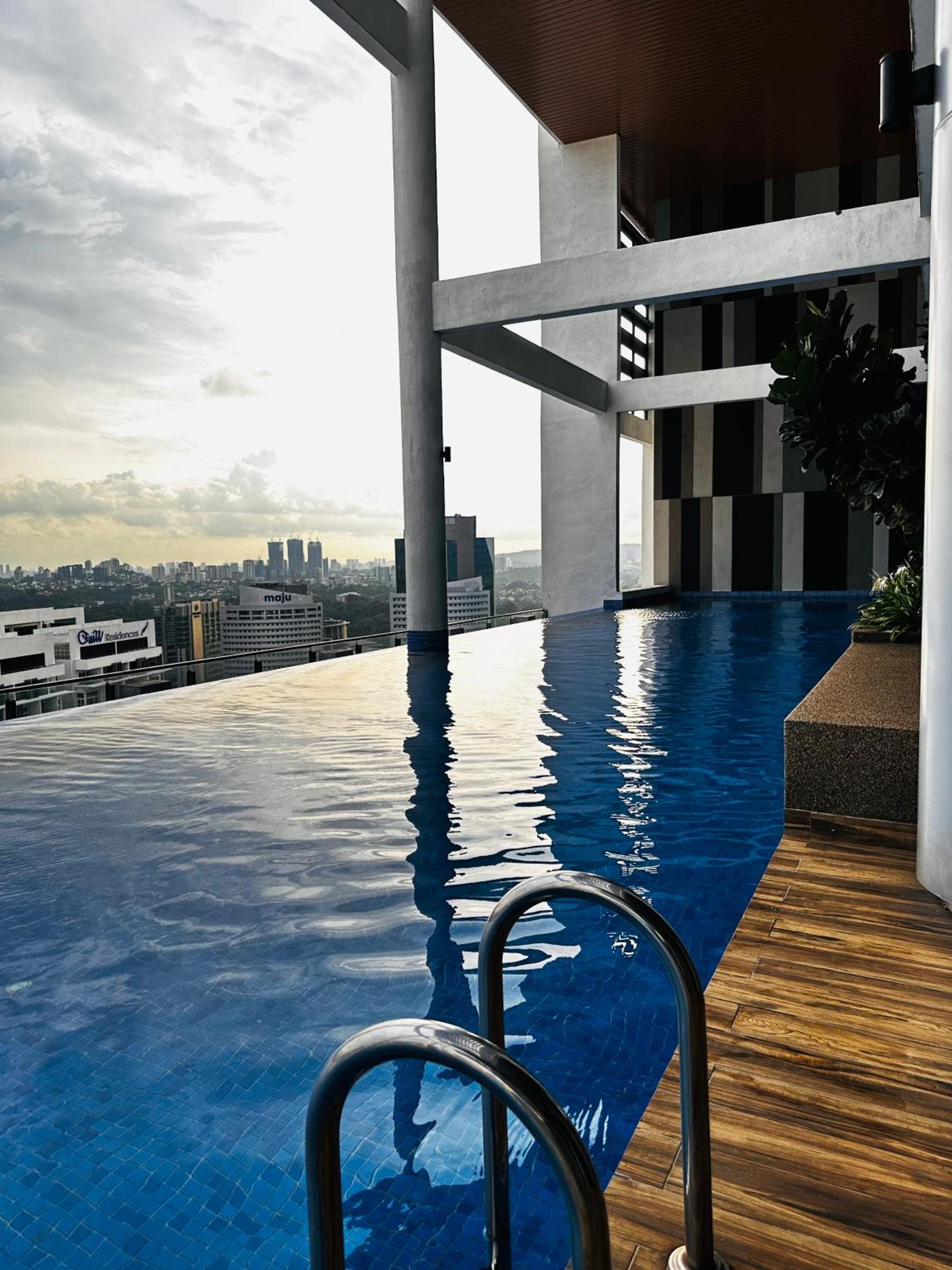 The Luxe Colony KLCC BY Infinitum
