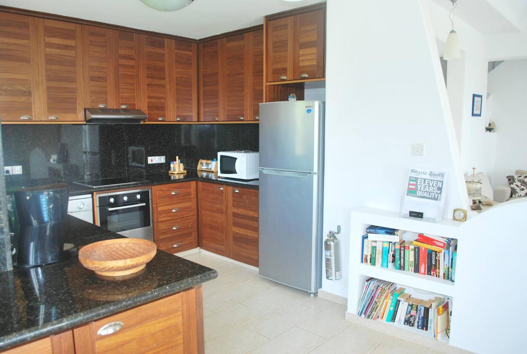 Sea Front Villa With Private HEATED Pool, Quiet area Paphos 322