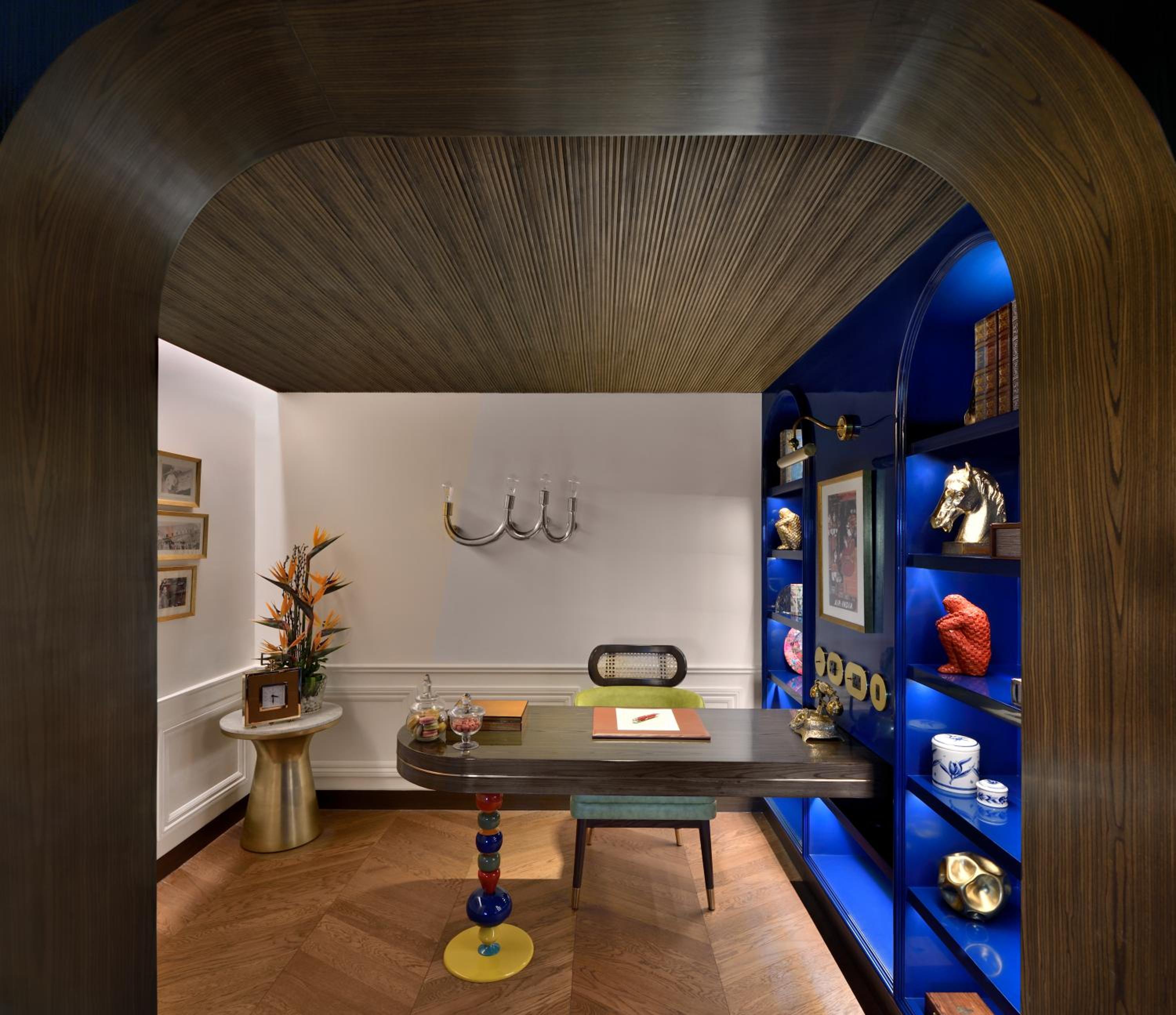 Taj Mahal, New Delhi - Image 5