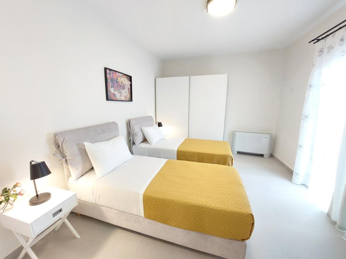 Kontis Apartments photo 2