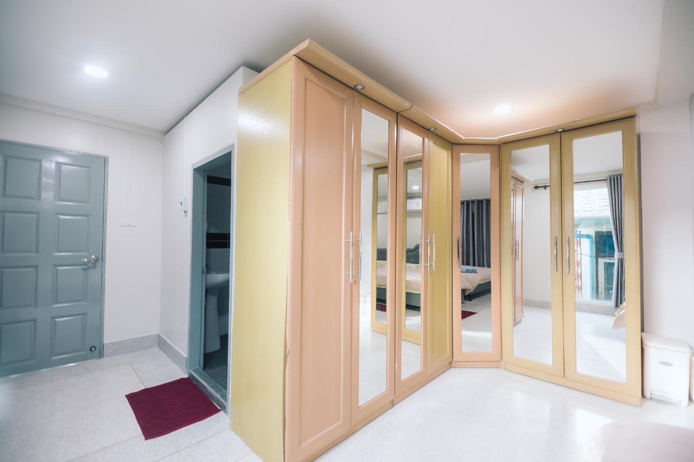 Paradise Found 4BR Villa,Fits 22 PAX, 6-Min to Lee Garden