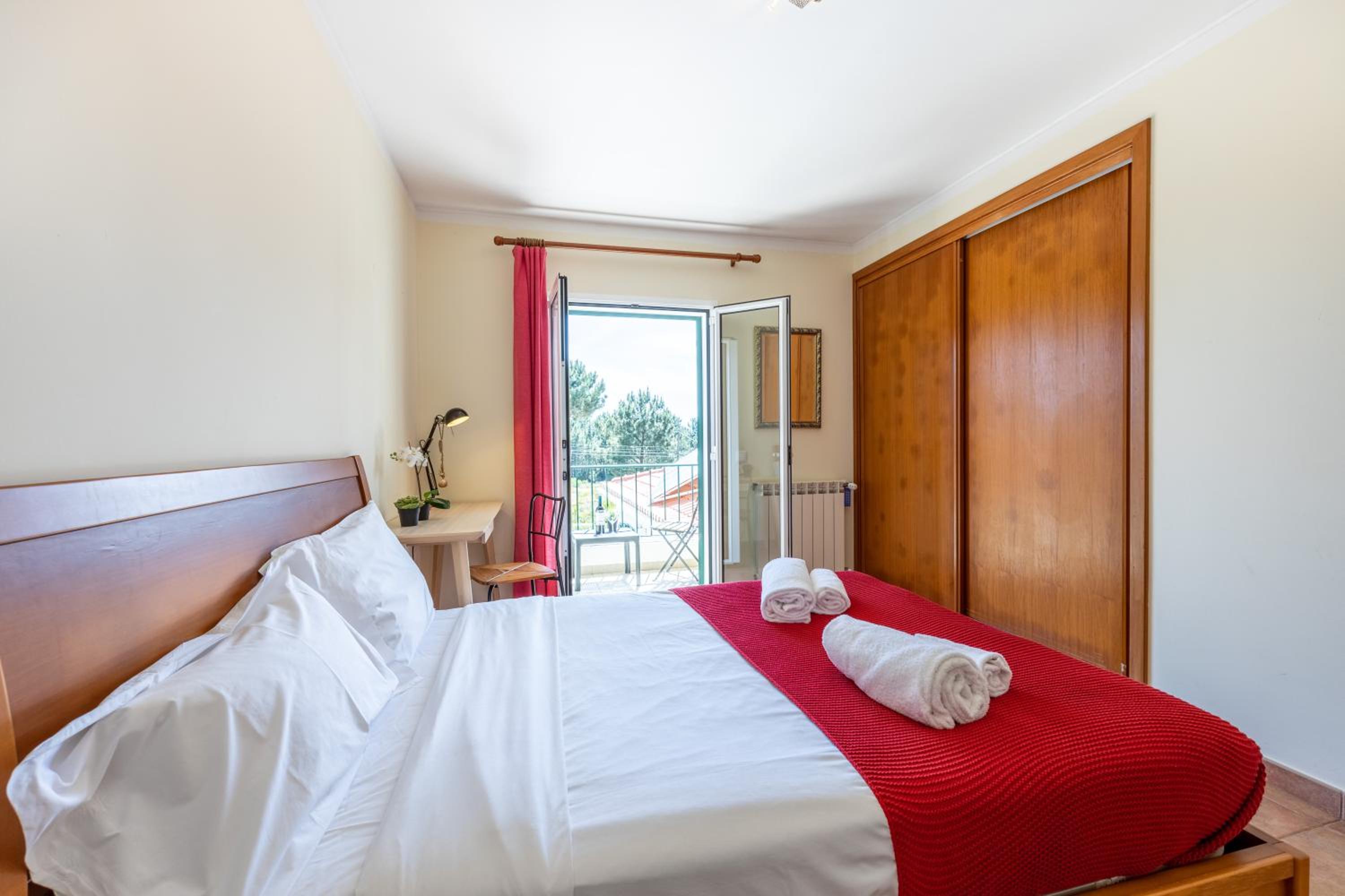 Casa May - Spacious family home with great outdoors! view 4