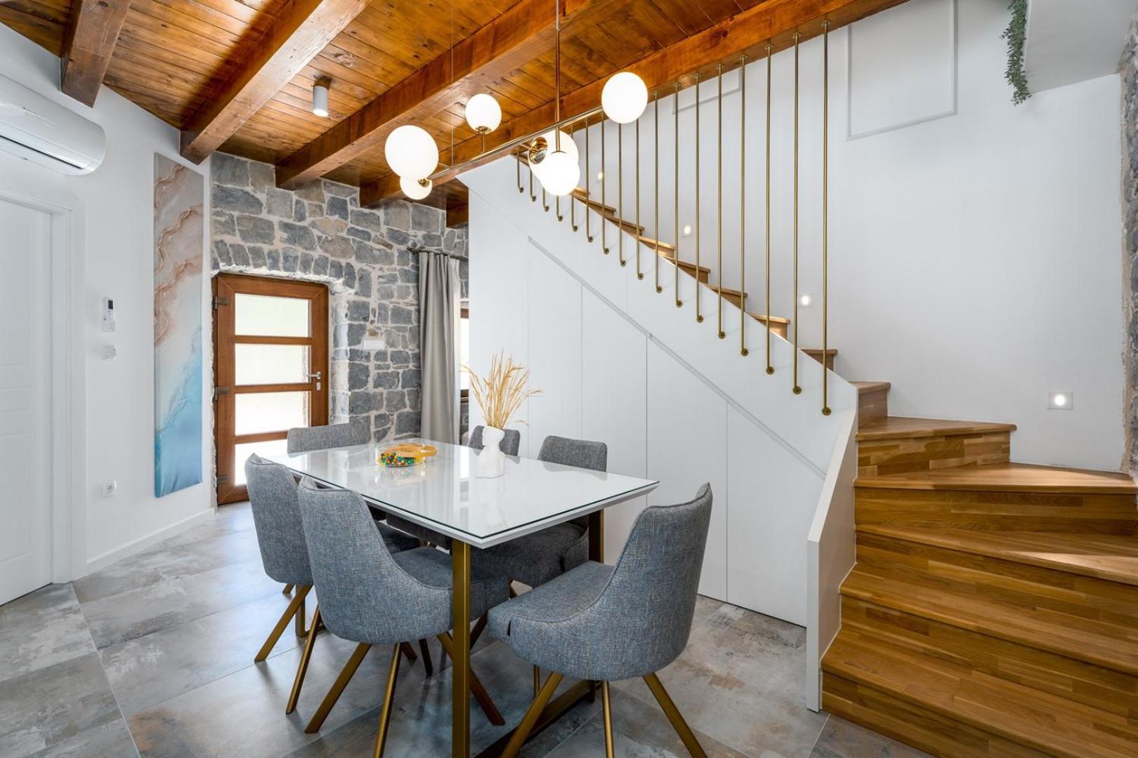 Charming Villa Perina with private heated pool