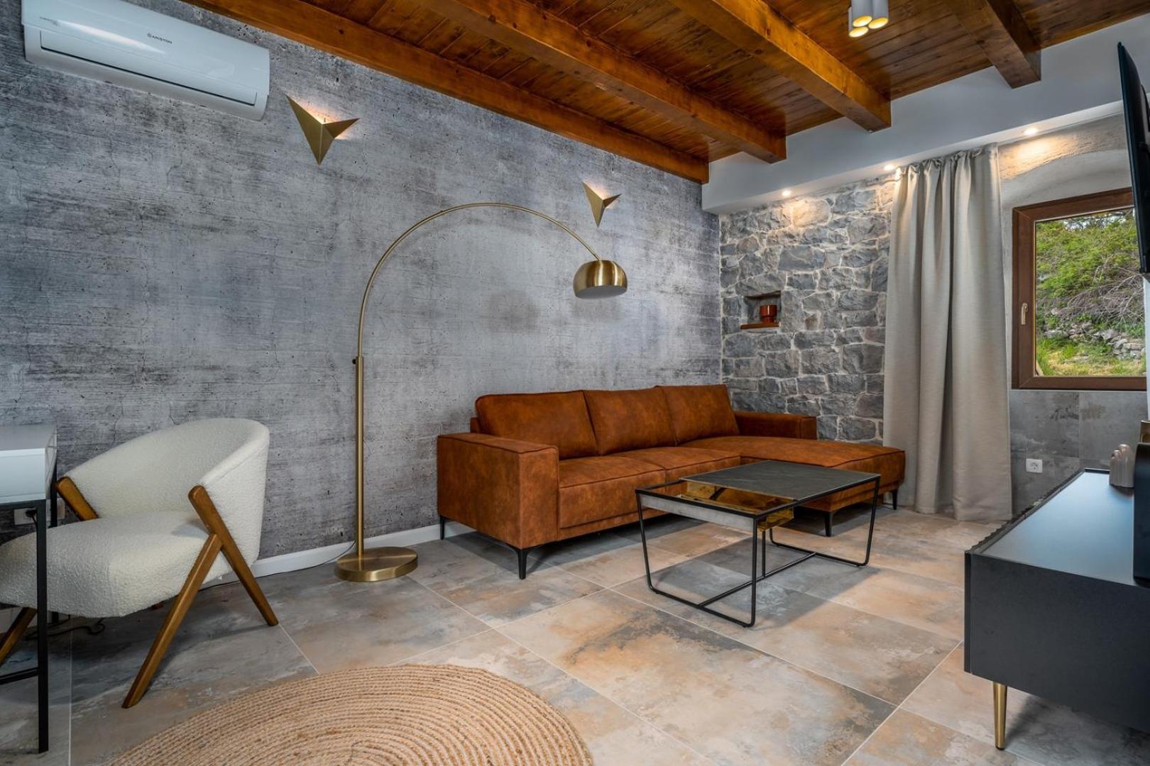 Charming Villa Perina with private heated pool
