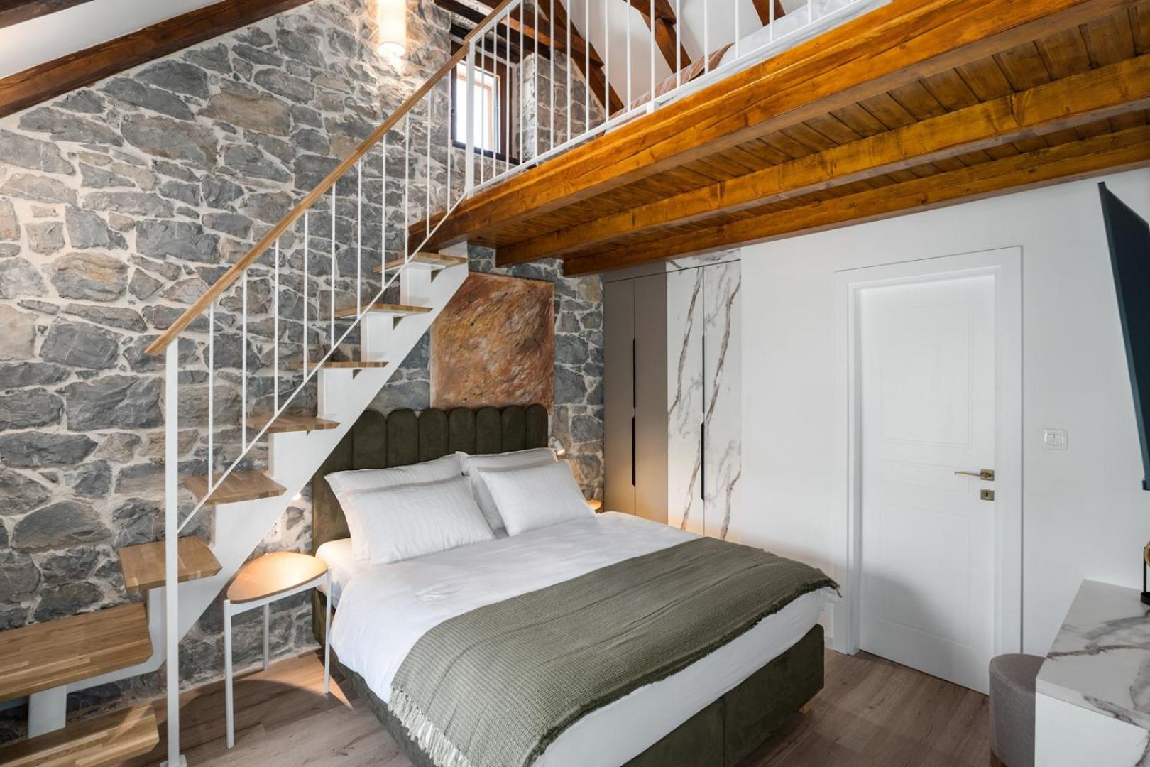 Charming Villa Perina with private heated pool