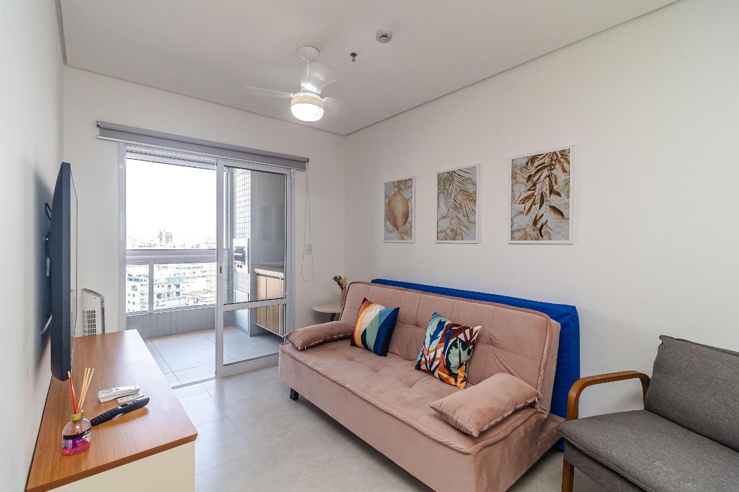 Apartamento Aconchegante e Elegante com Ar-Condicionado, Piscina, Garagem e Varanda Gourmet a 3 min da Praia