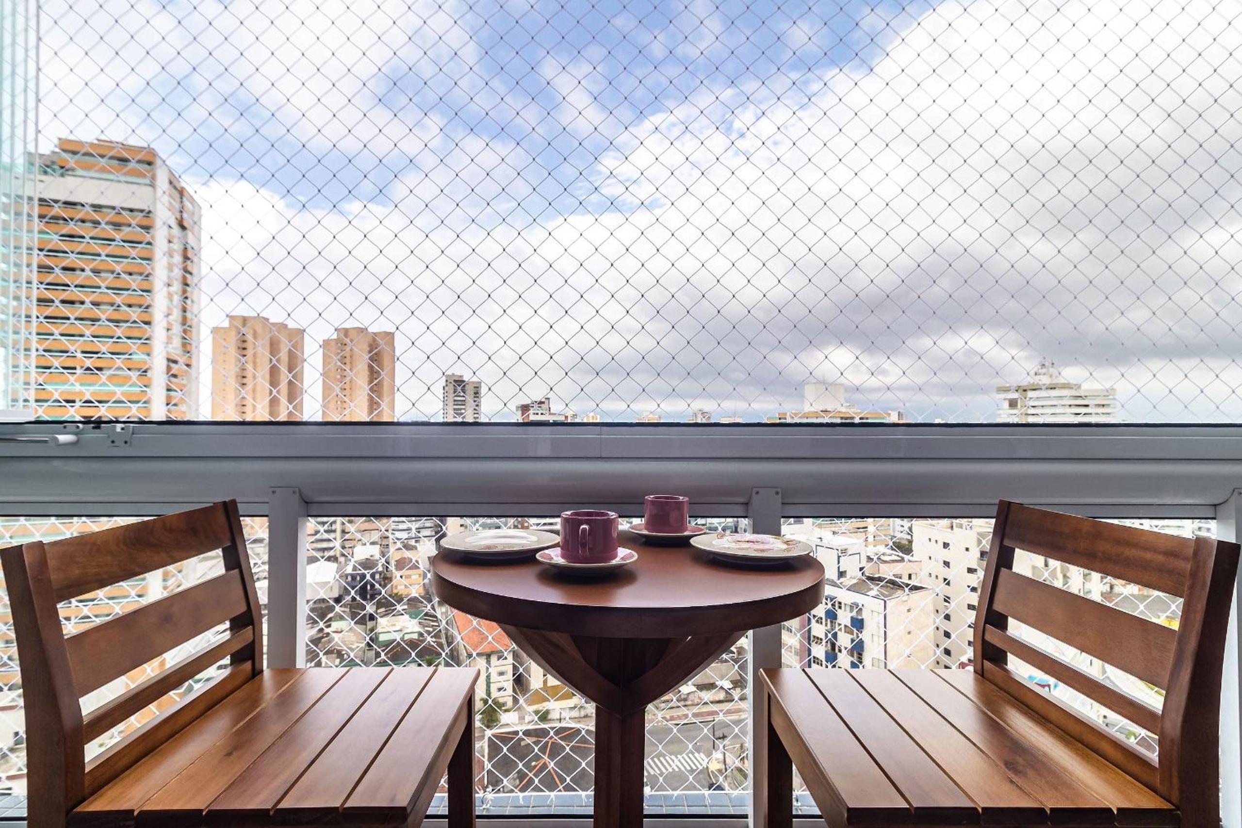 Apartamento Aconchegante e Elegante com Ar-Condicionado, Piscina, Garagem e Varanda Gourmet a 3 min da Praia