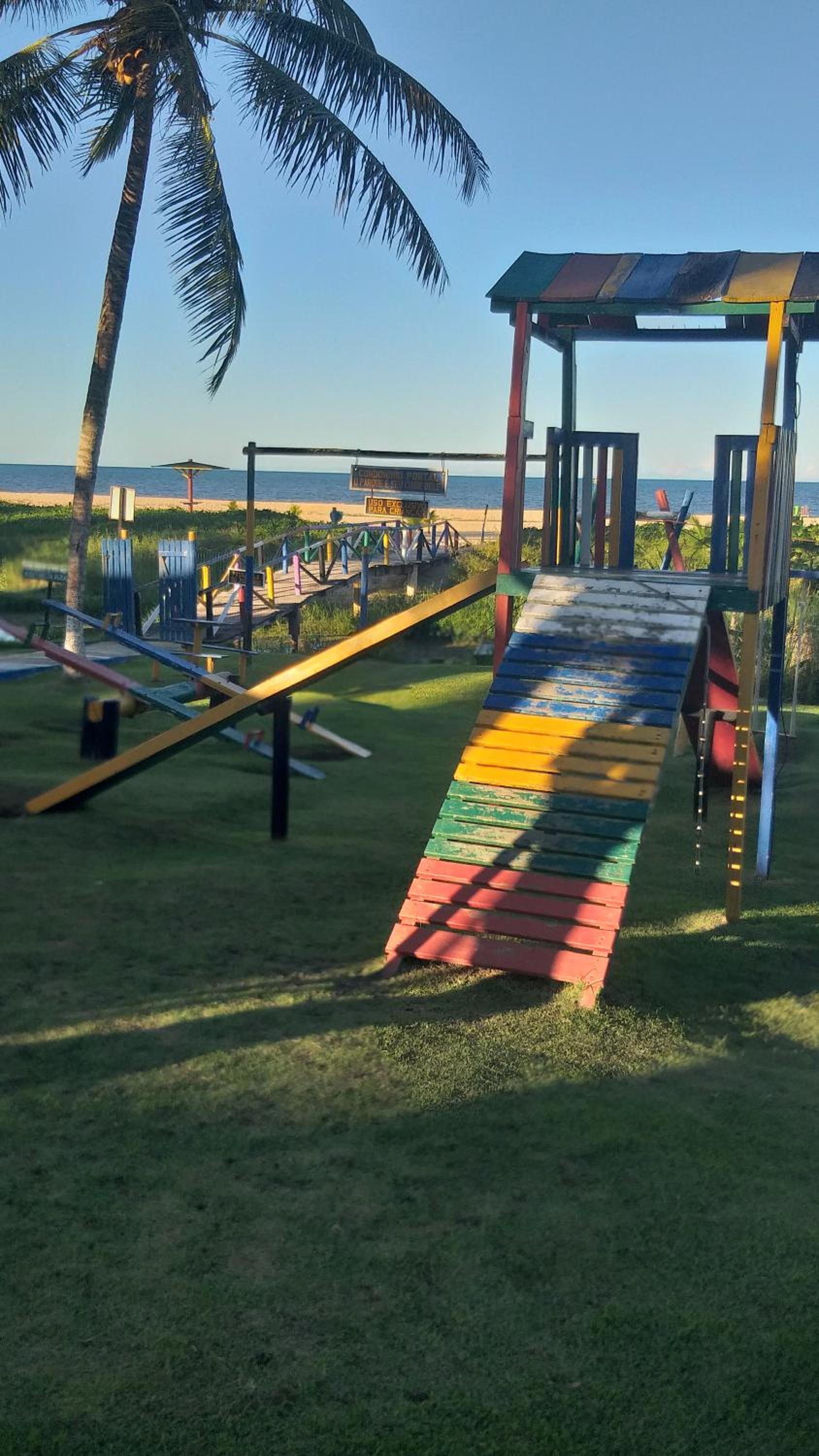 Casa de Praia, pé na areia Guaratiba Prado - Bahia