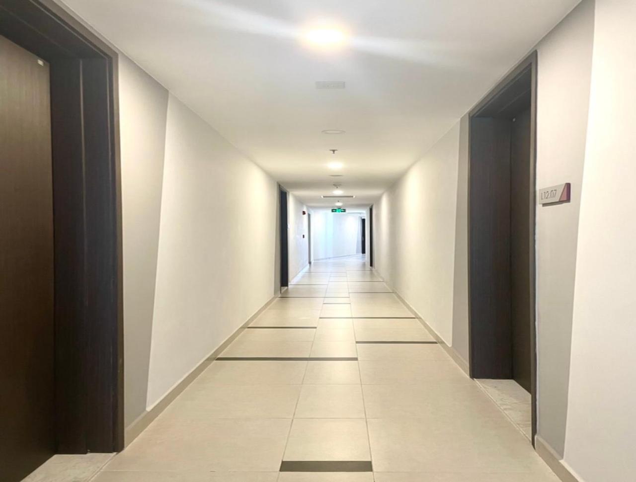 Compass One Building - Luxury Apartments view 5