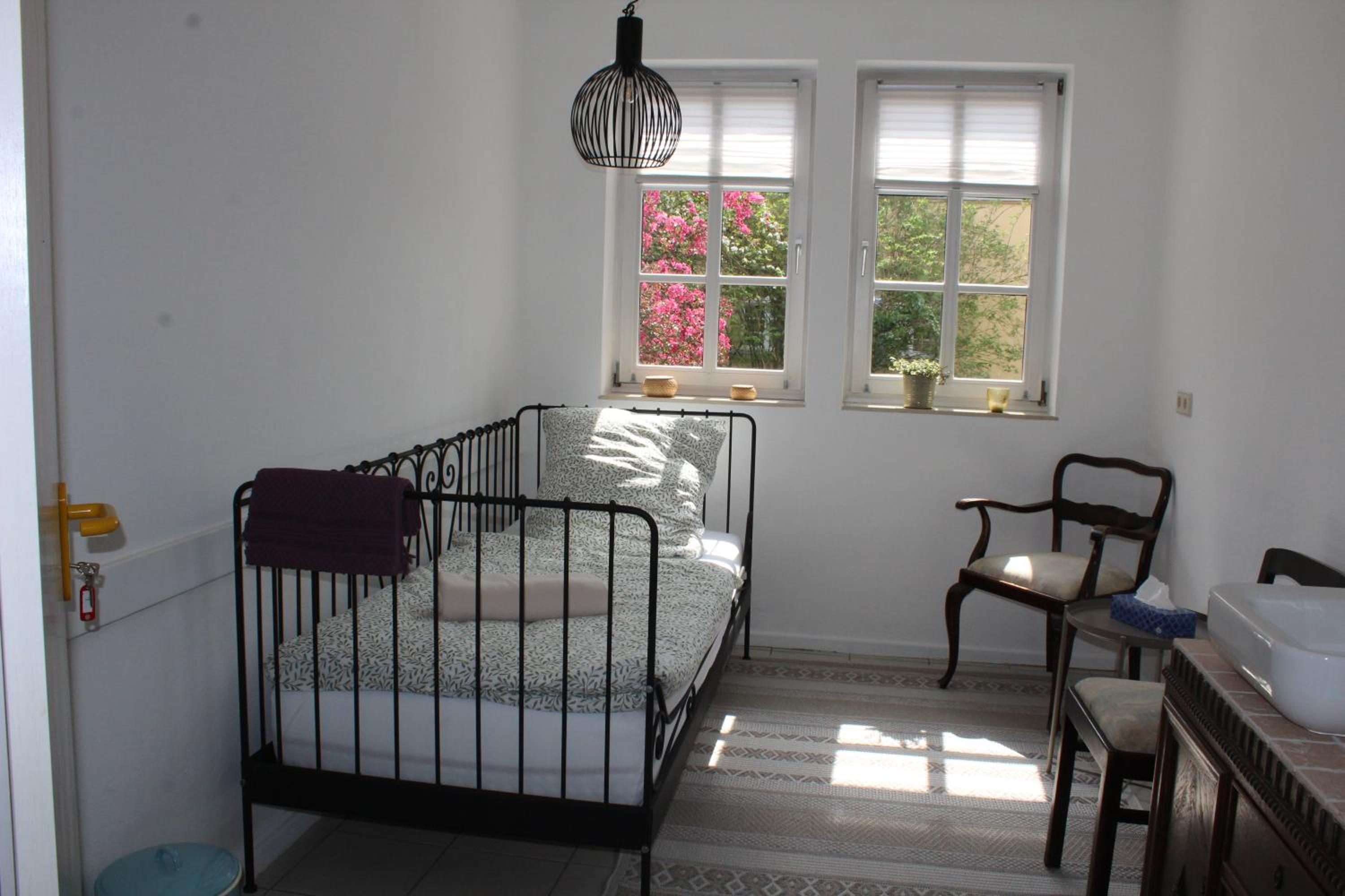 Hostel am Burgenring - kostenloser Parkplatz, Zentrum, Self Check-In, Küche