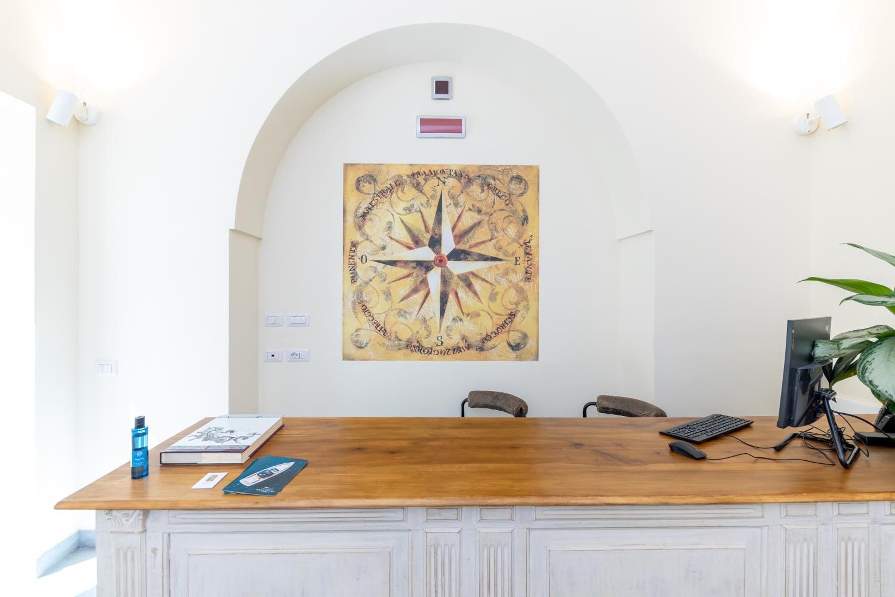 Hotel Casa Dani Capri - Image 1