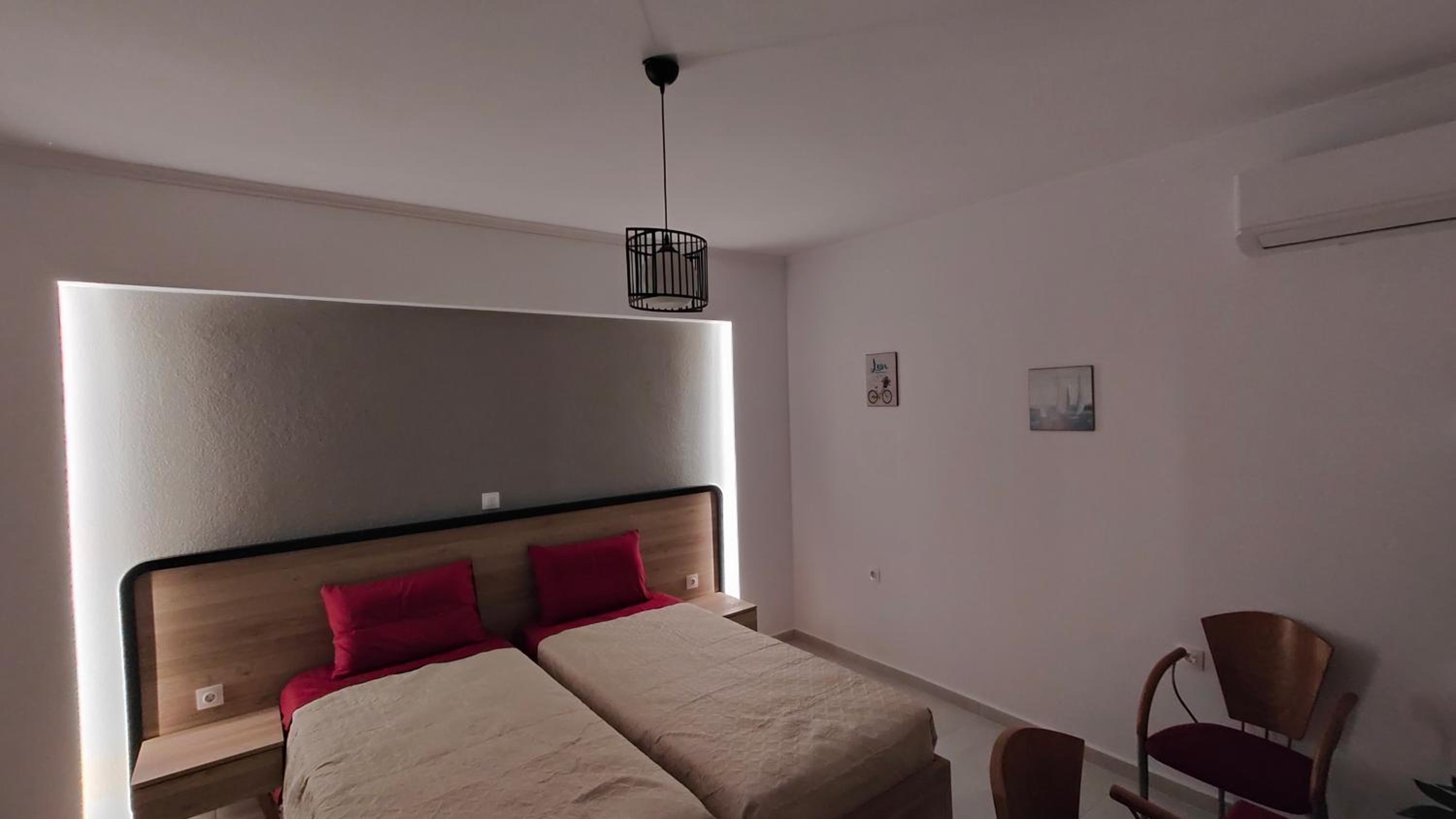 Central Excellence Apartment