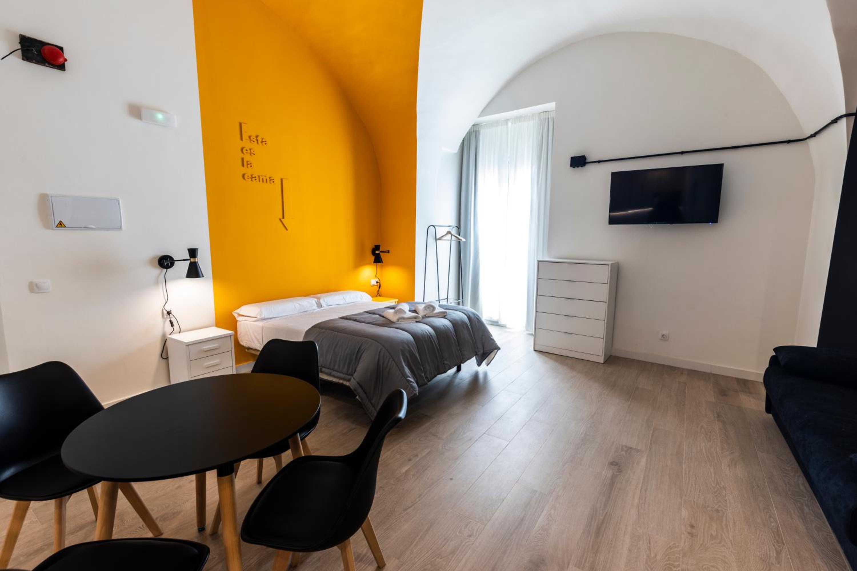 Apartamentos Turísticos DE LA BERNARDA