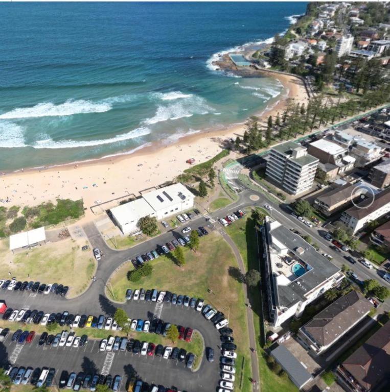 Dee Why Beach - Surfrider Studio 22