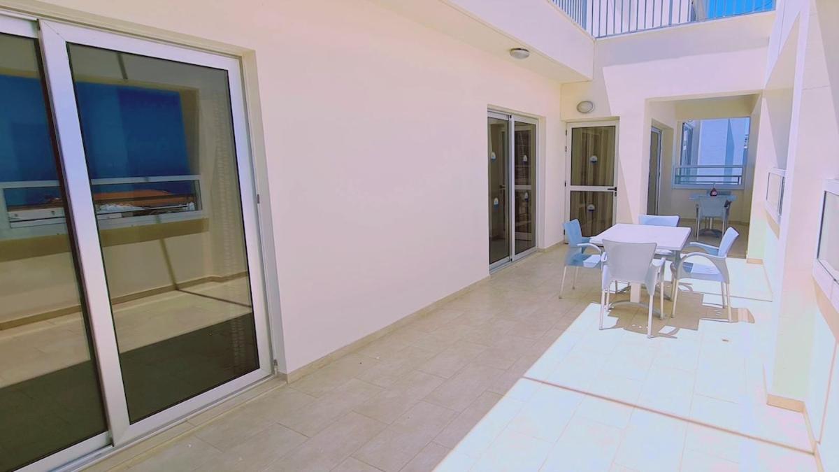 STAY Sunrise Beach Apt B01