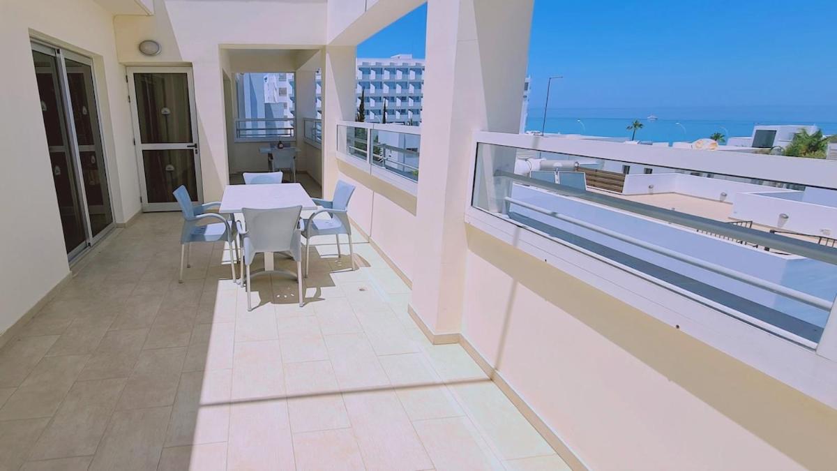 STAY Sunrise Beach Apt B01