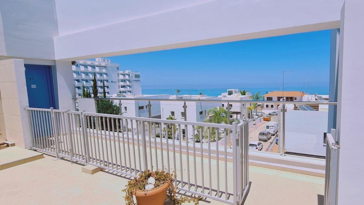 STAY Sunrise Beach Apt B01