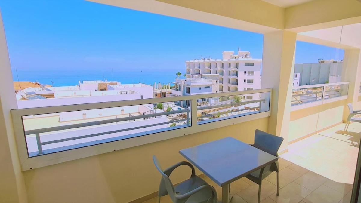 STAY Sunrise Beach Apt B01