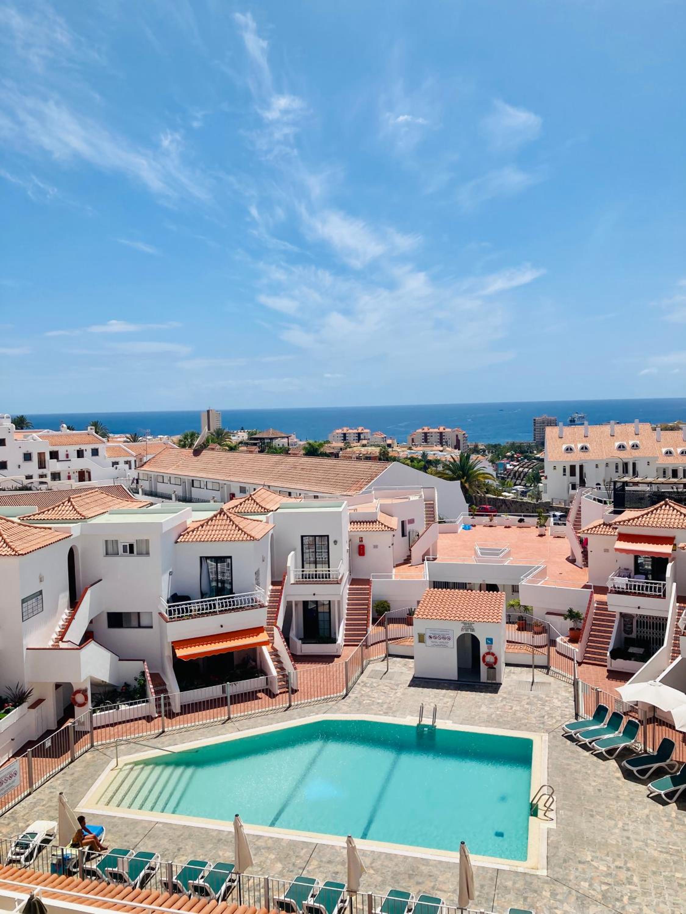 Apartment with terrace and pool, Los Cristianos