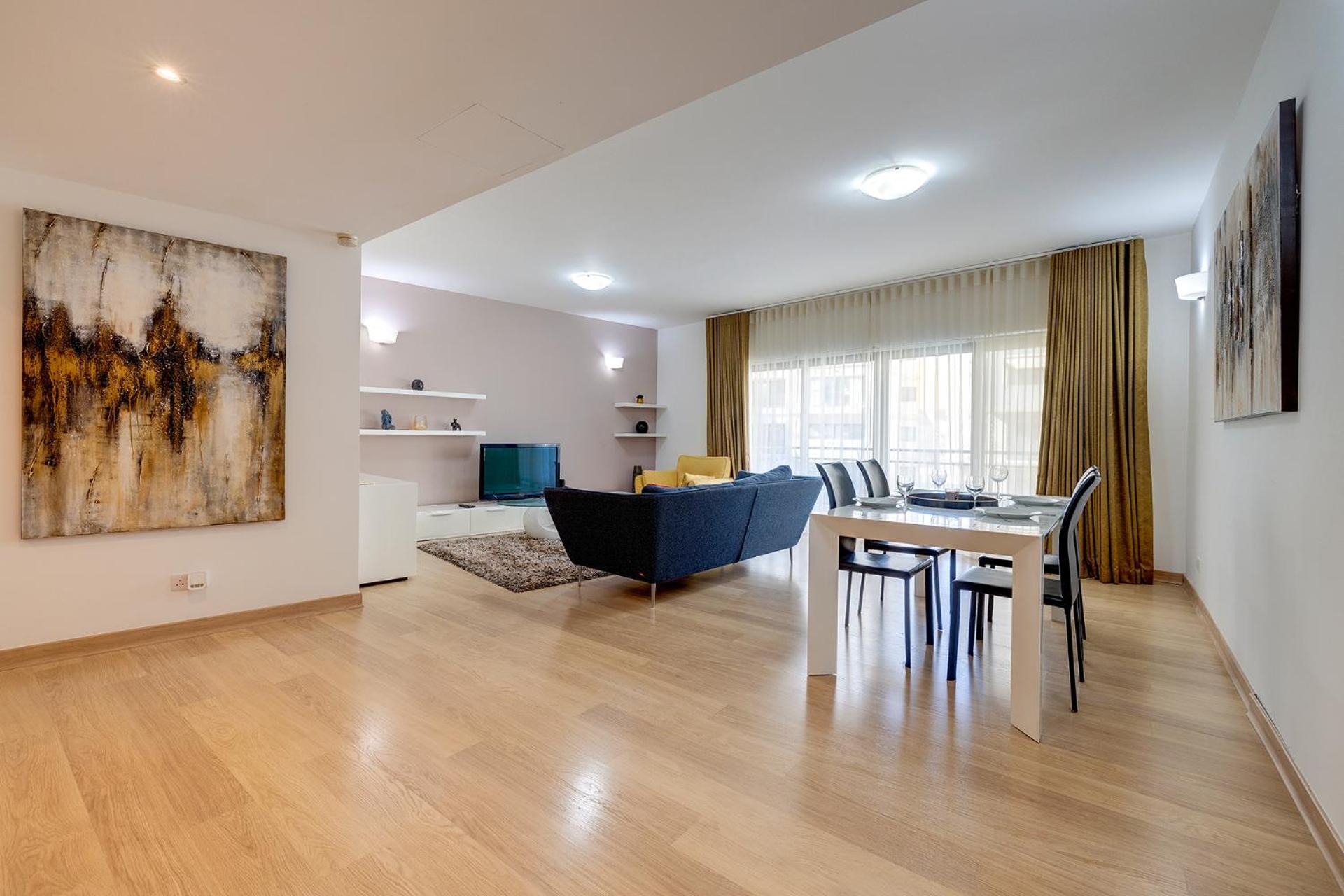 Spacious Garden View Apt in Exclusive Complex photo 2