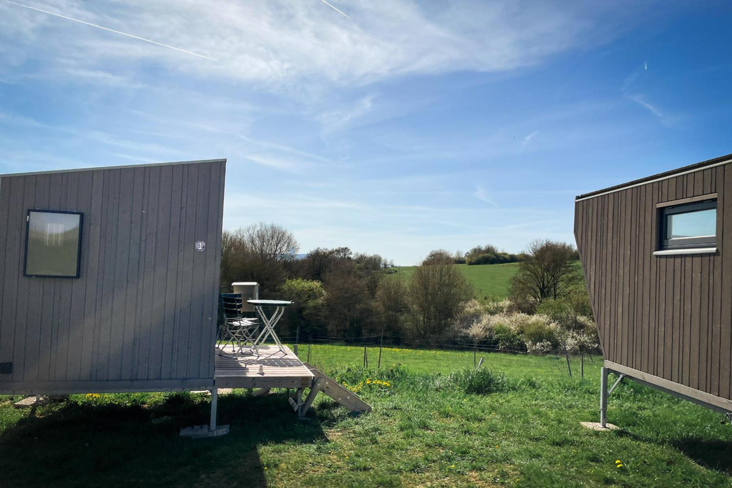Sleep Space 1 - Green Tiny Spot Dolmar