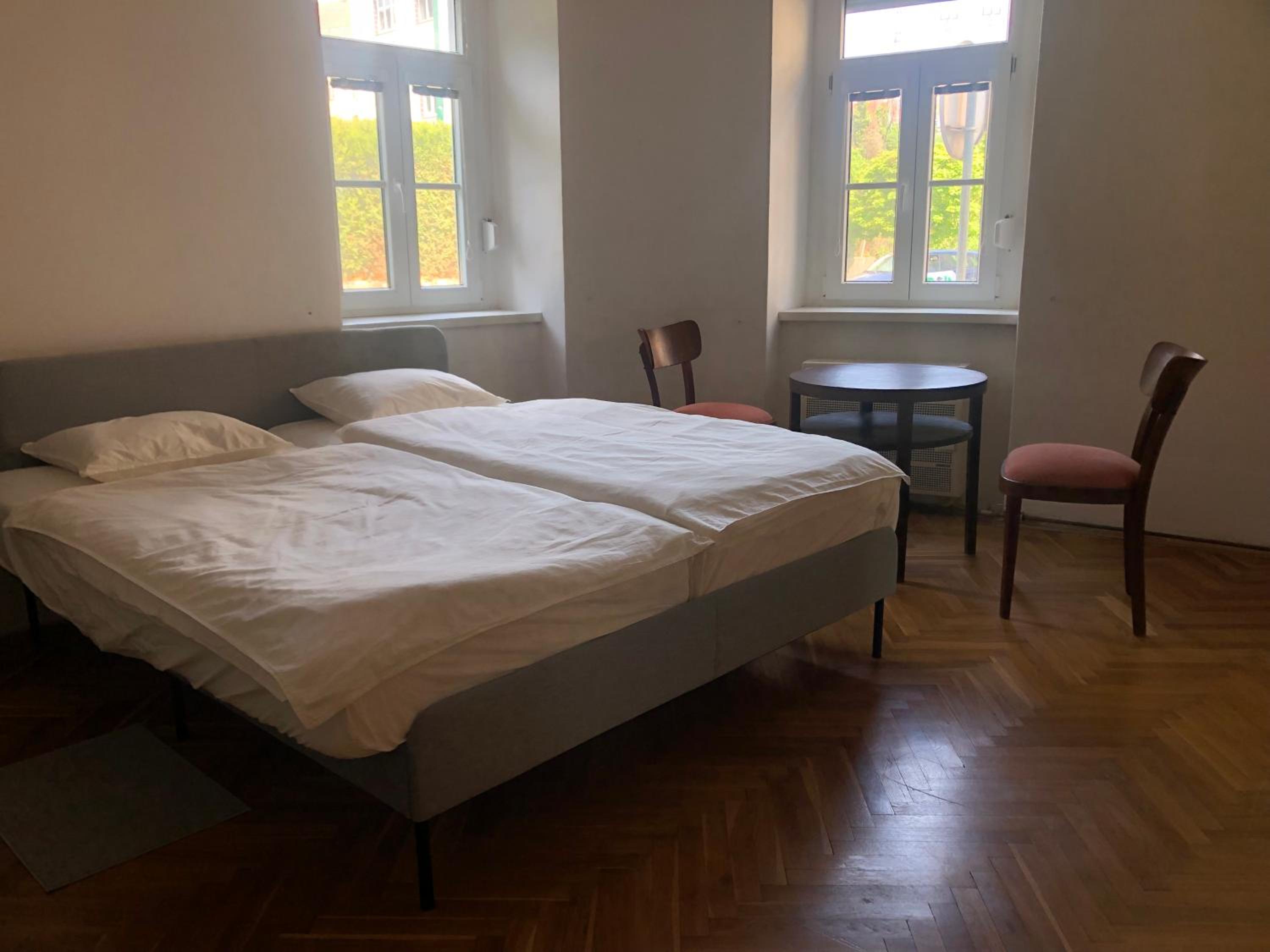 Trainstation apartman view 2