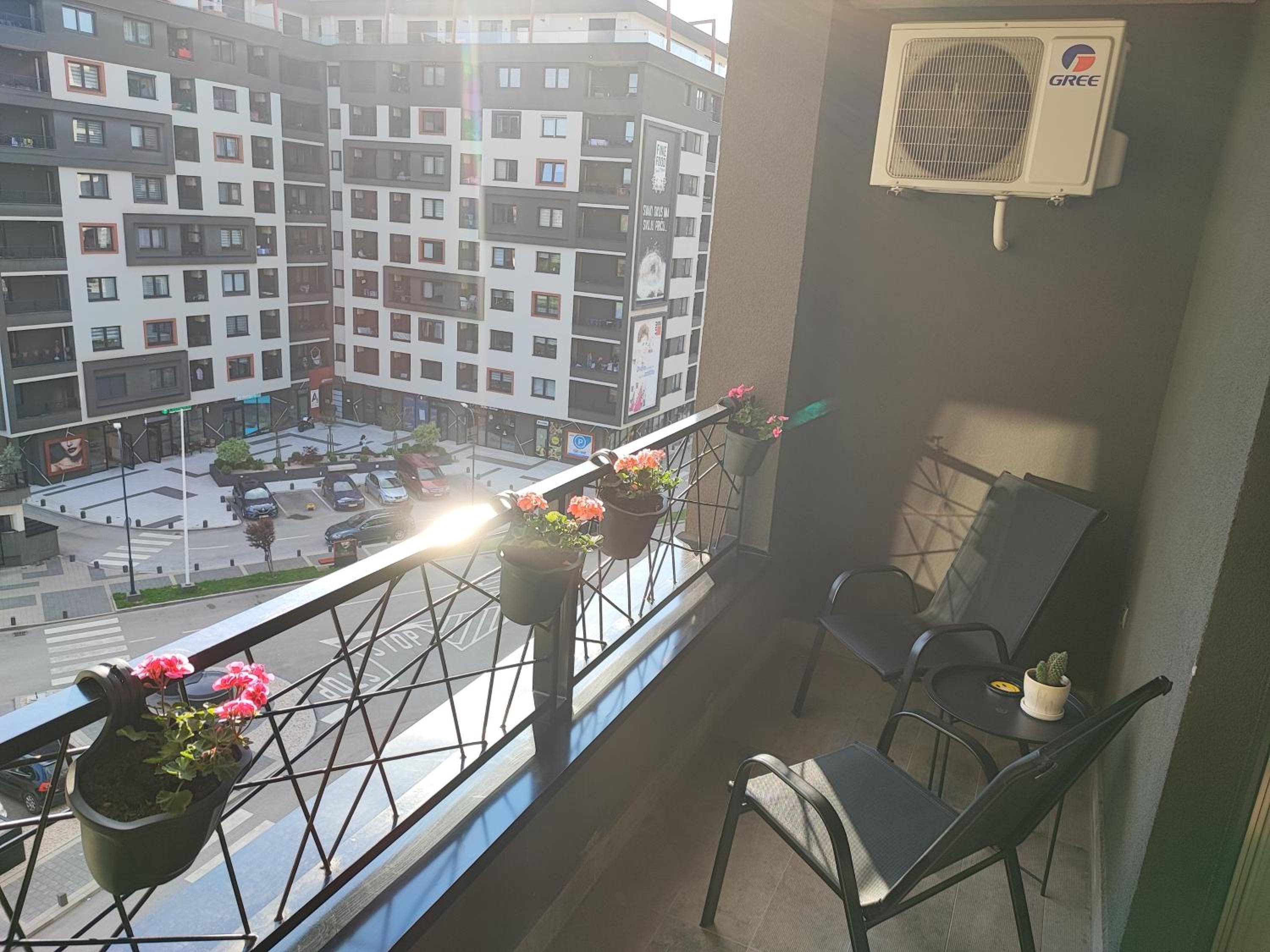 Bulevar apartment & Free Garage view 5