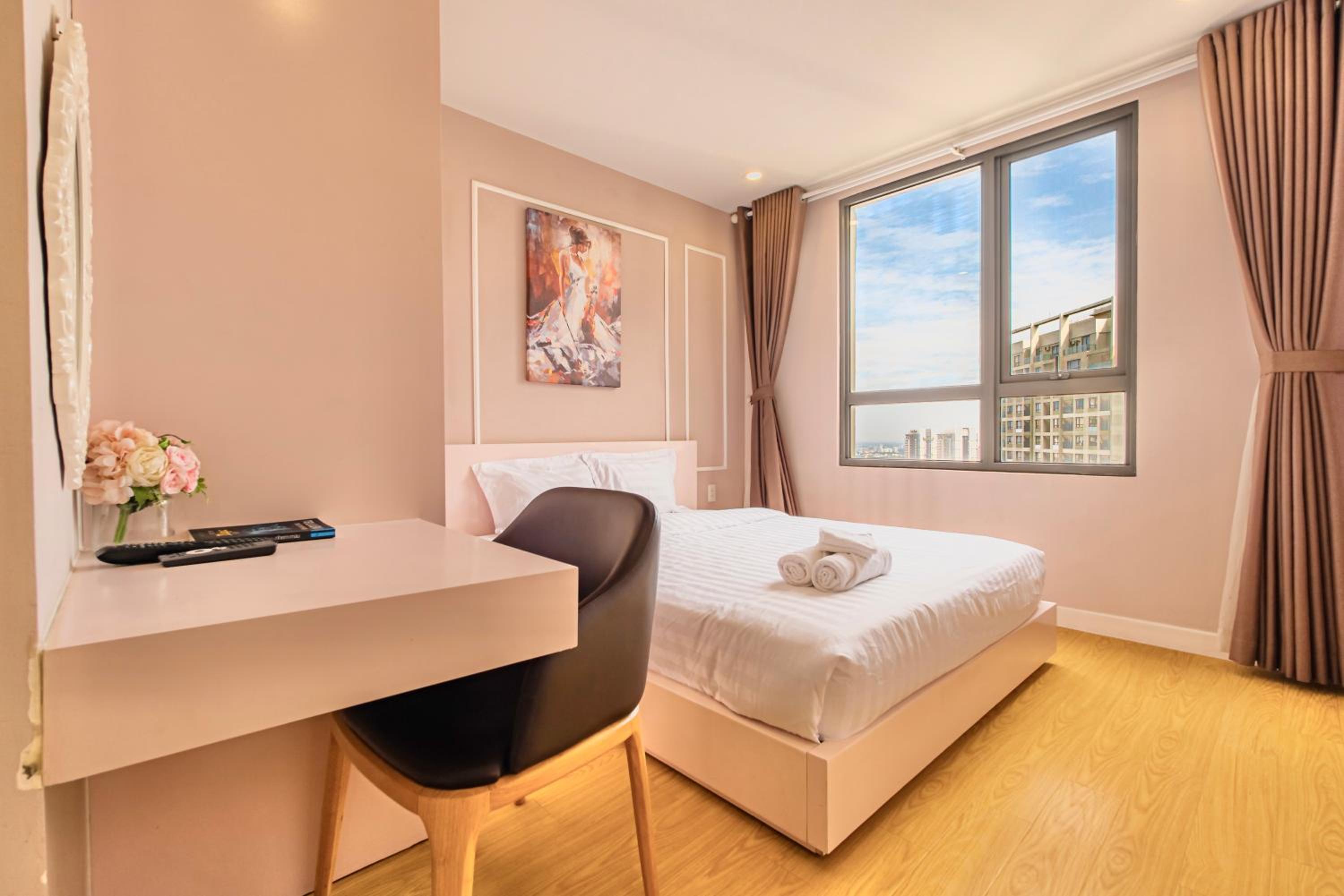 ambiHOME 2BR 2WC in Masteri Thao Dien District 2