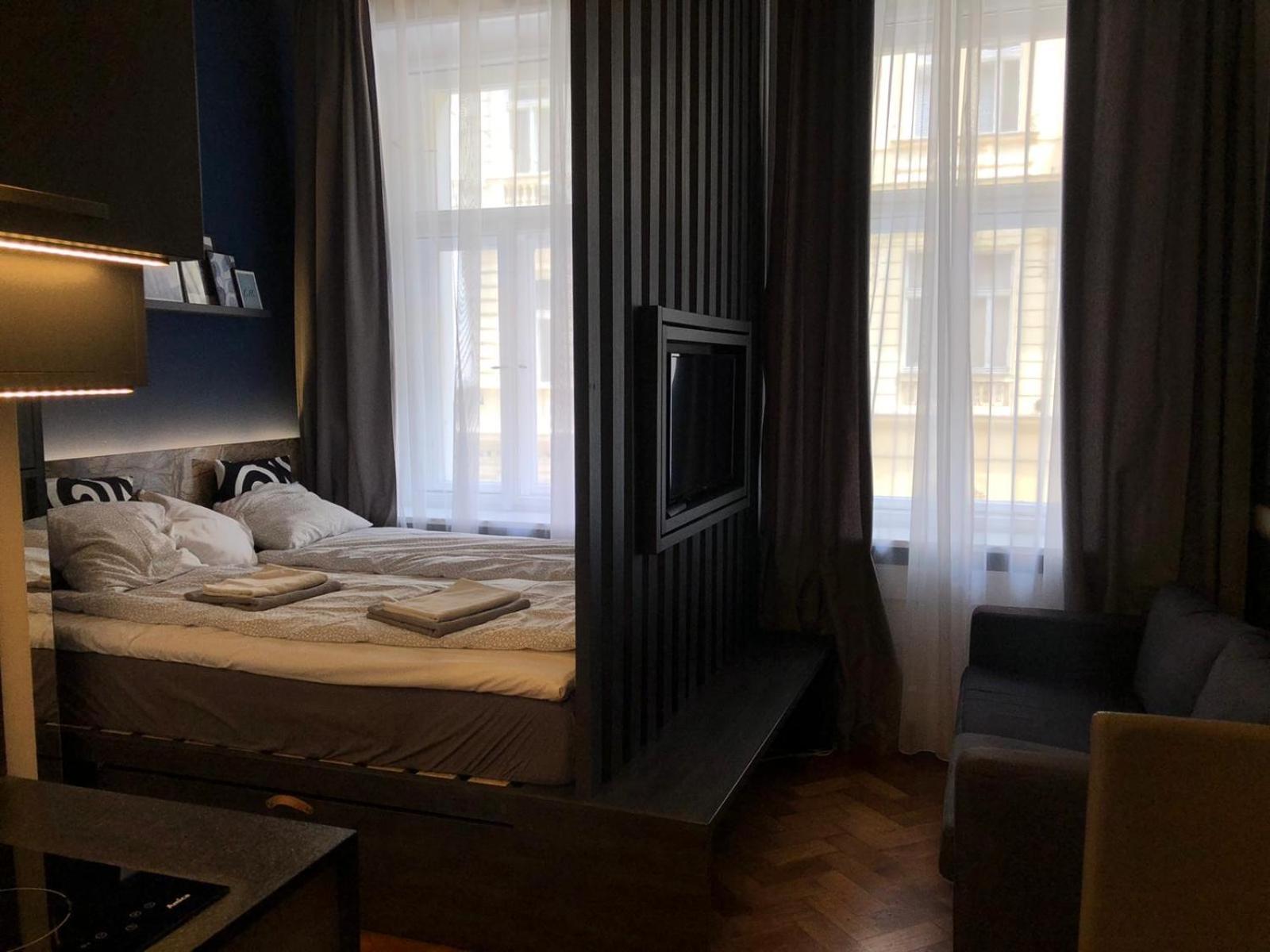 Holec Apartments