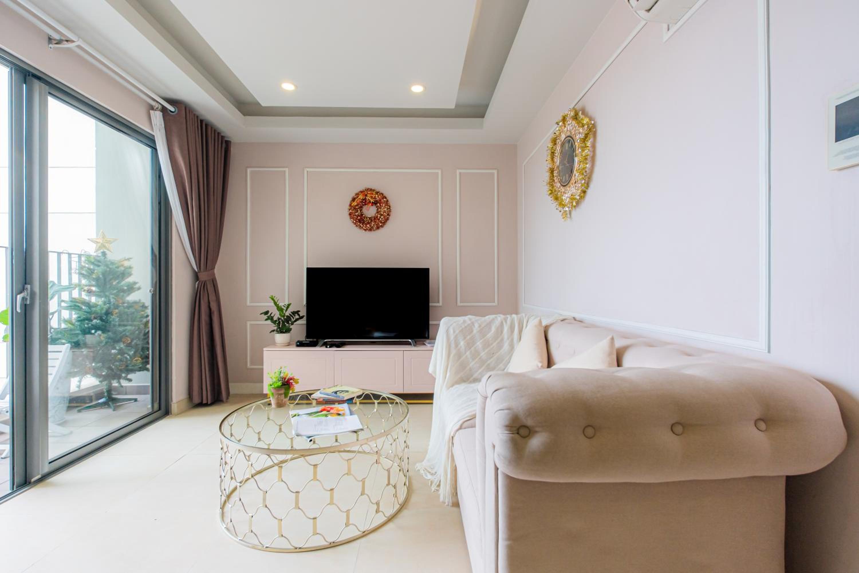 ambiHOME 2BR 2WC in Masteri Thao Dien District 2