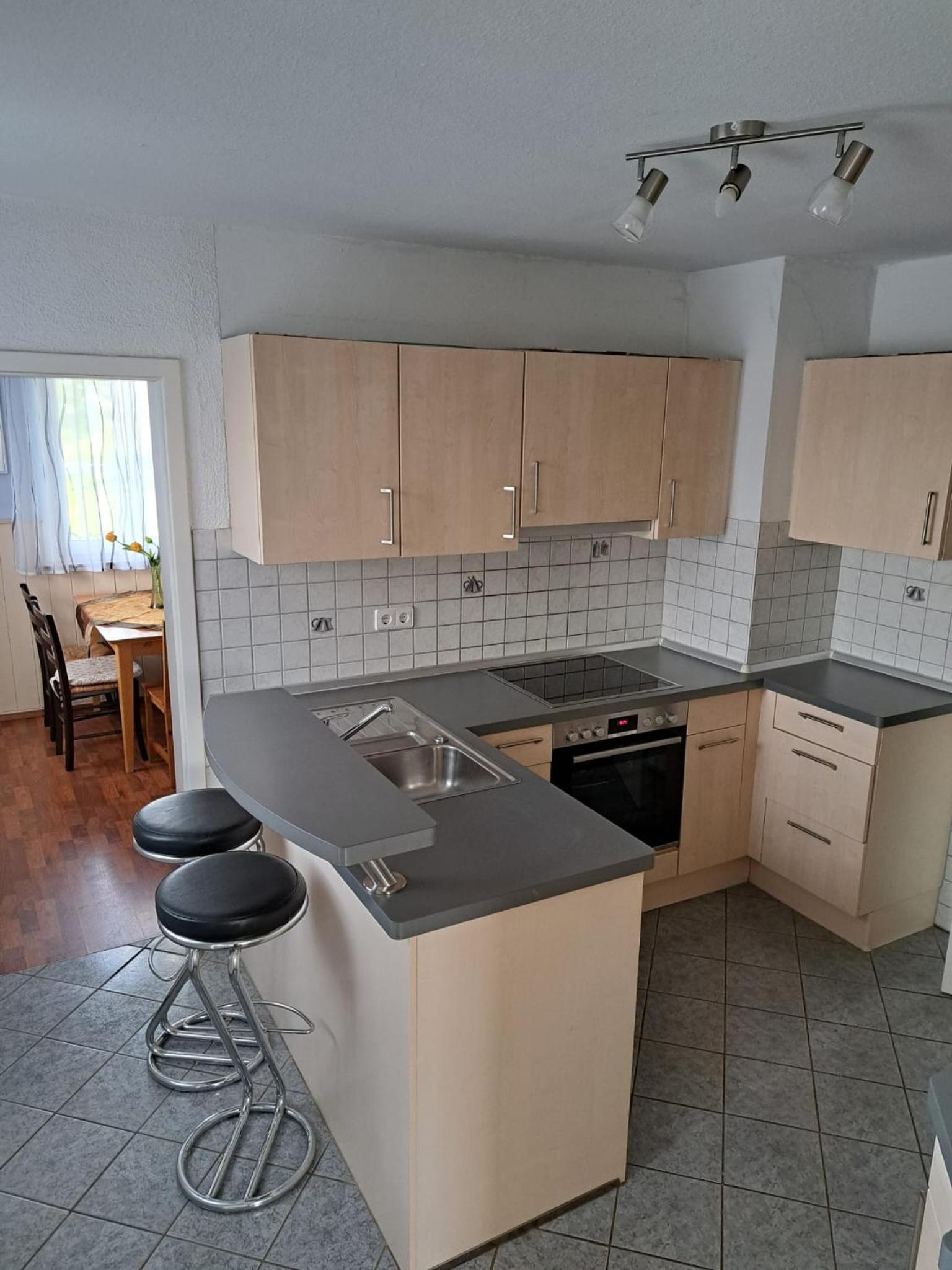 Gästehaus Six Inn mit Gemeinschaftsküche bis 6 Personen