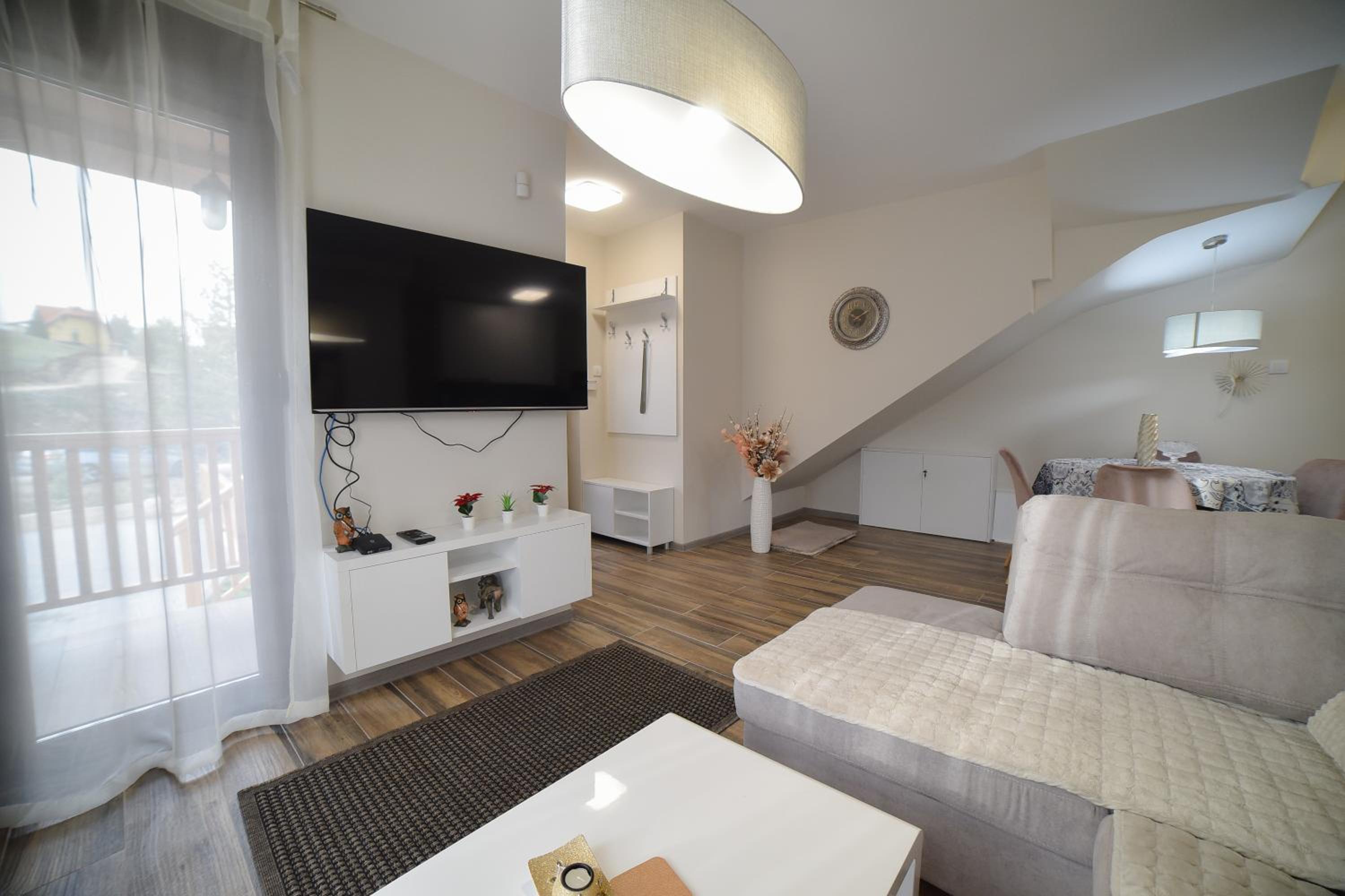 Gold Gondola Premium Apartments