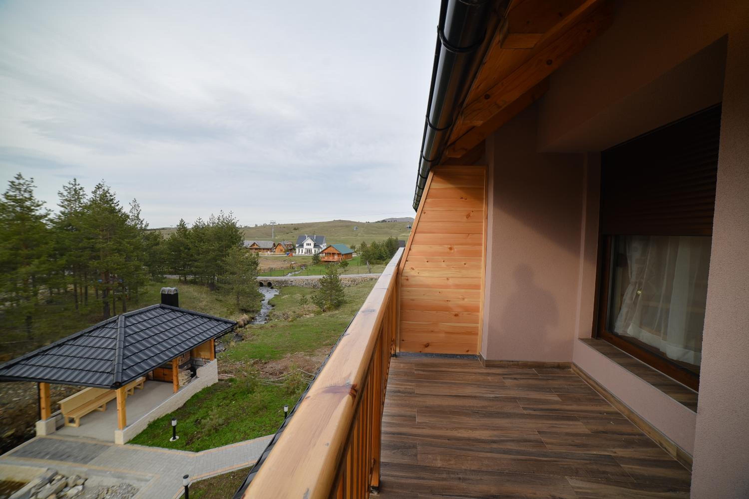 Gold Gondola Premium Apartments